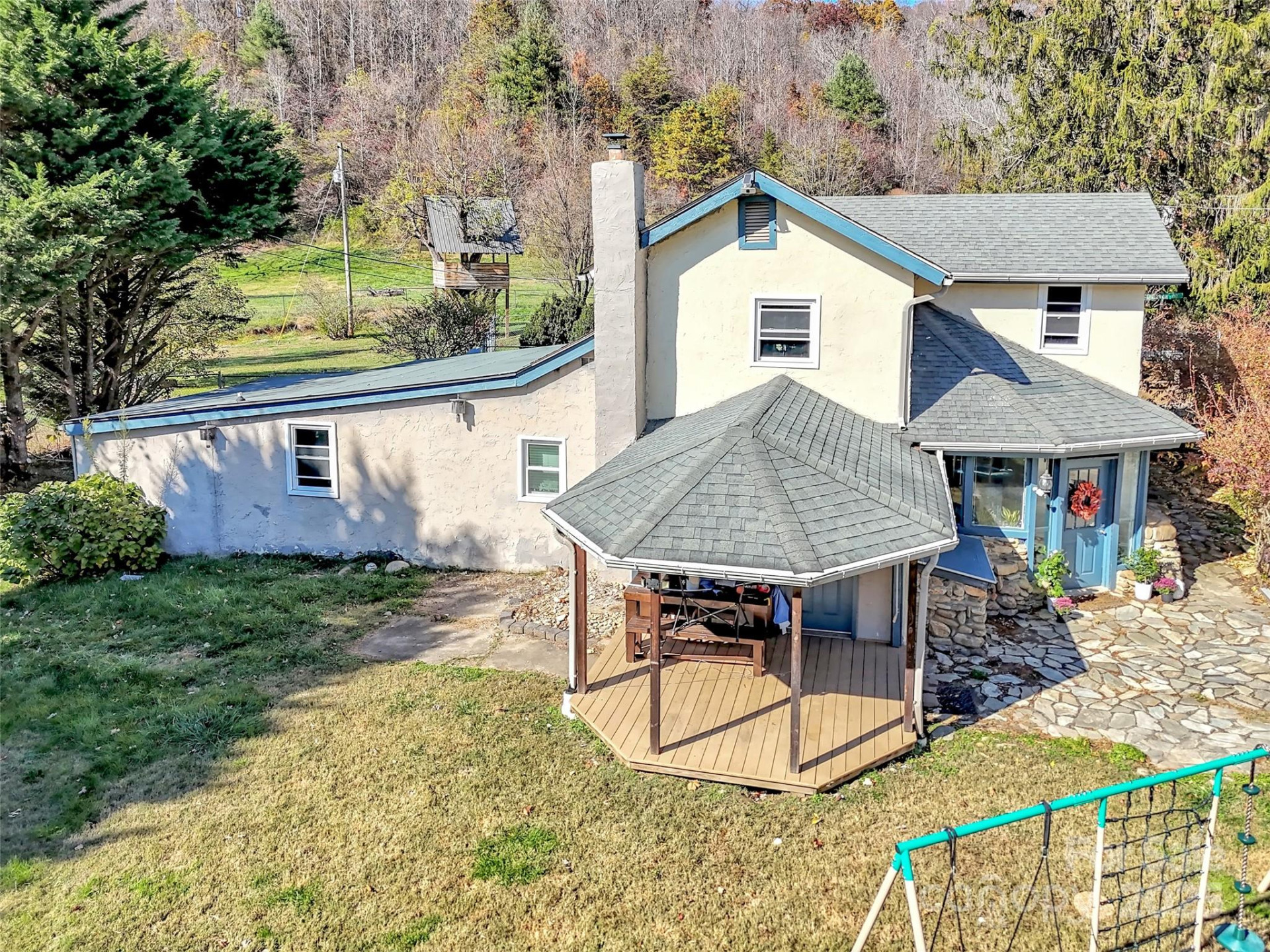 126 Arrowwood Way - Photo 2