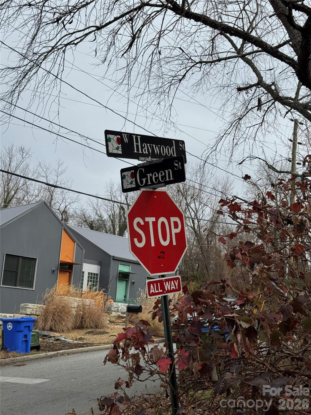 11 Green Street - Photo 5