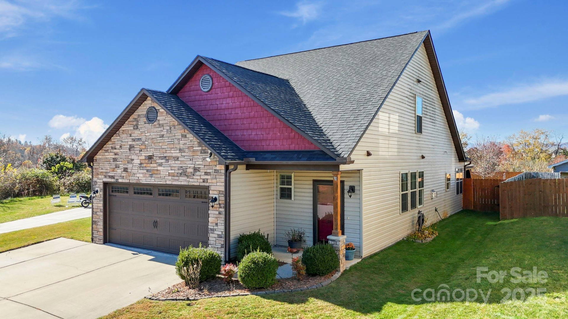 28 River Road
