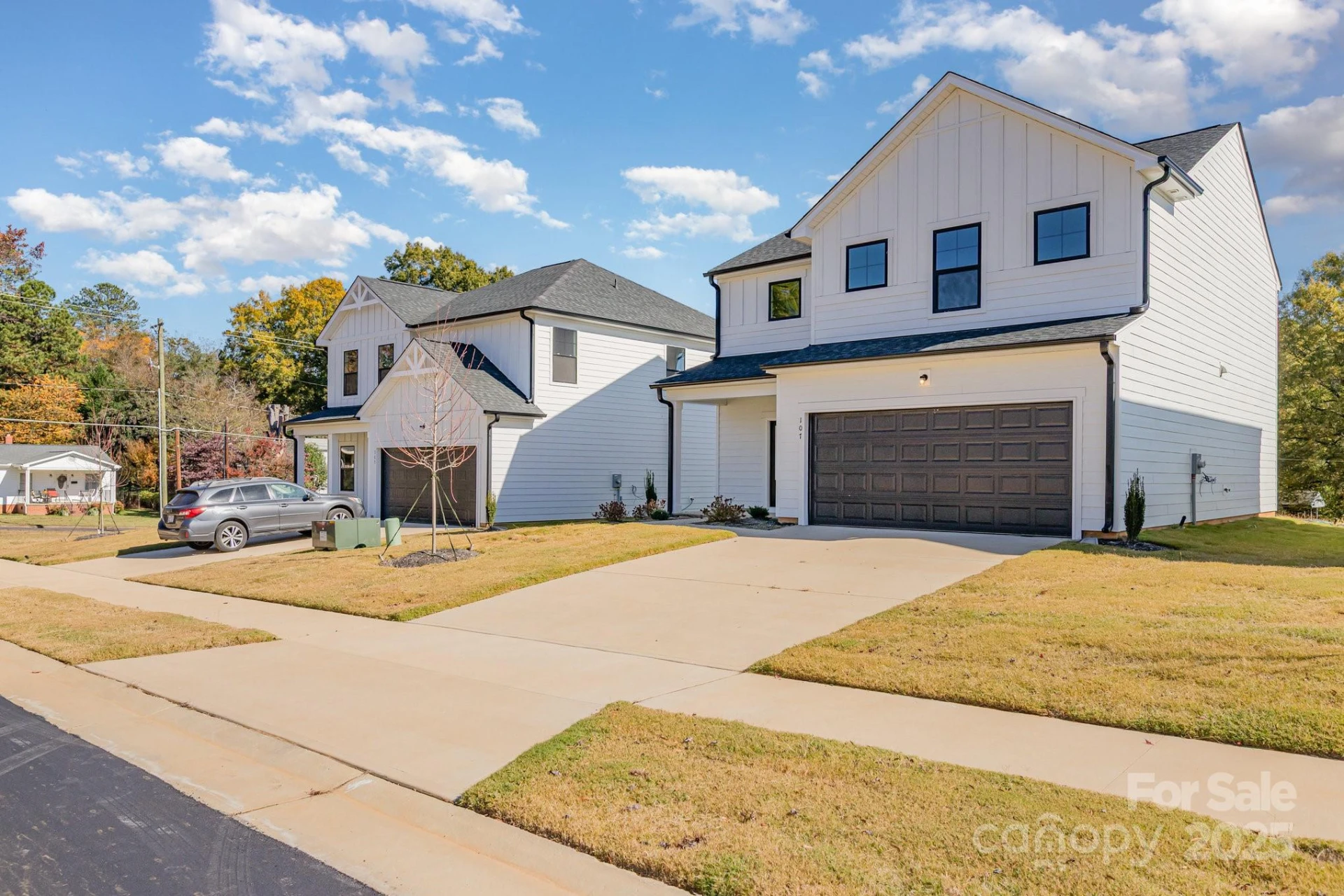 107 Silverwood Court - Photo 2
