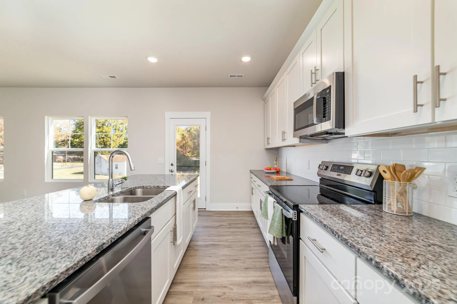 107 Silverwood Court - Photo 11