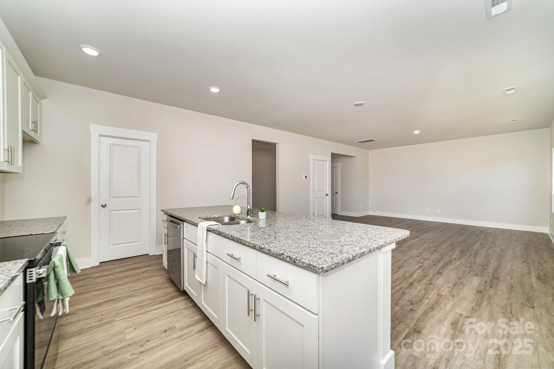 107 Silverwood Court - Photo 12