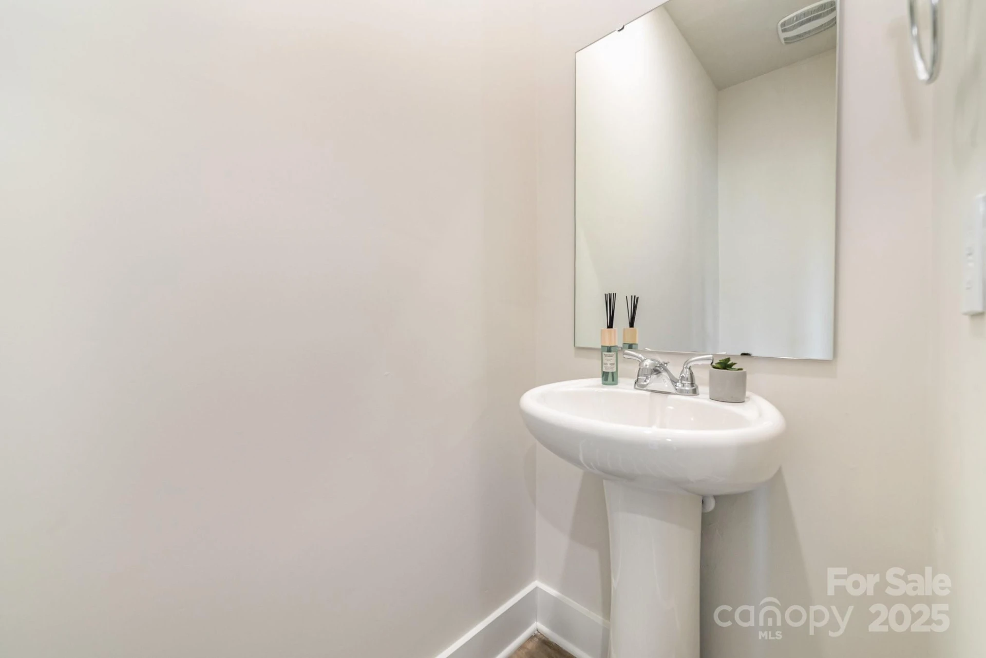 107 Silverwood Court - Photo 13