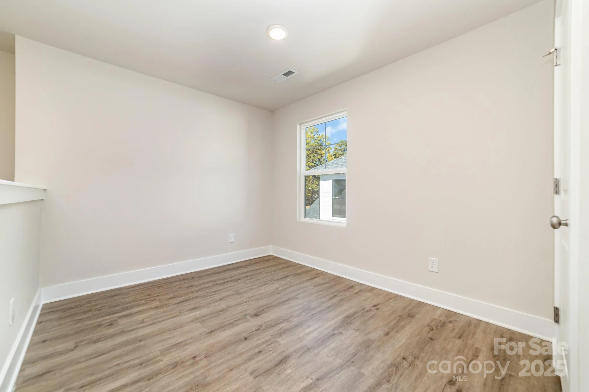 107 Silverwood Court - Photo 15