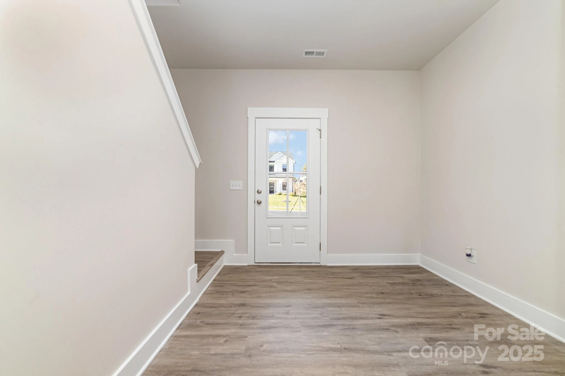 107 Silverwood Court - Photo 4