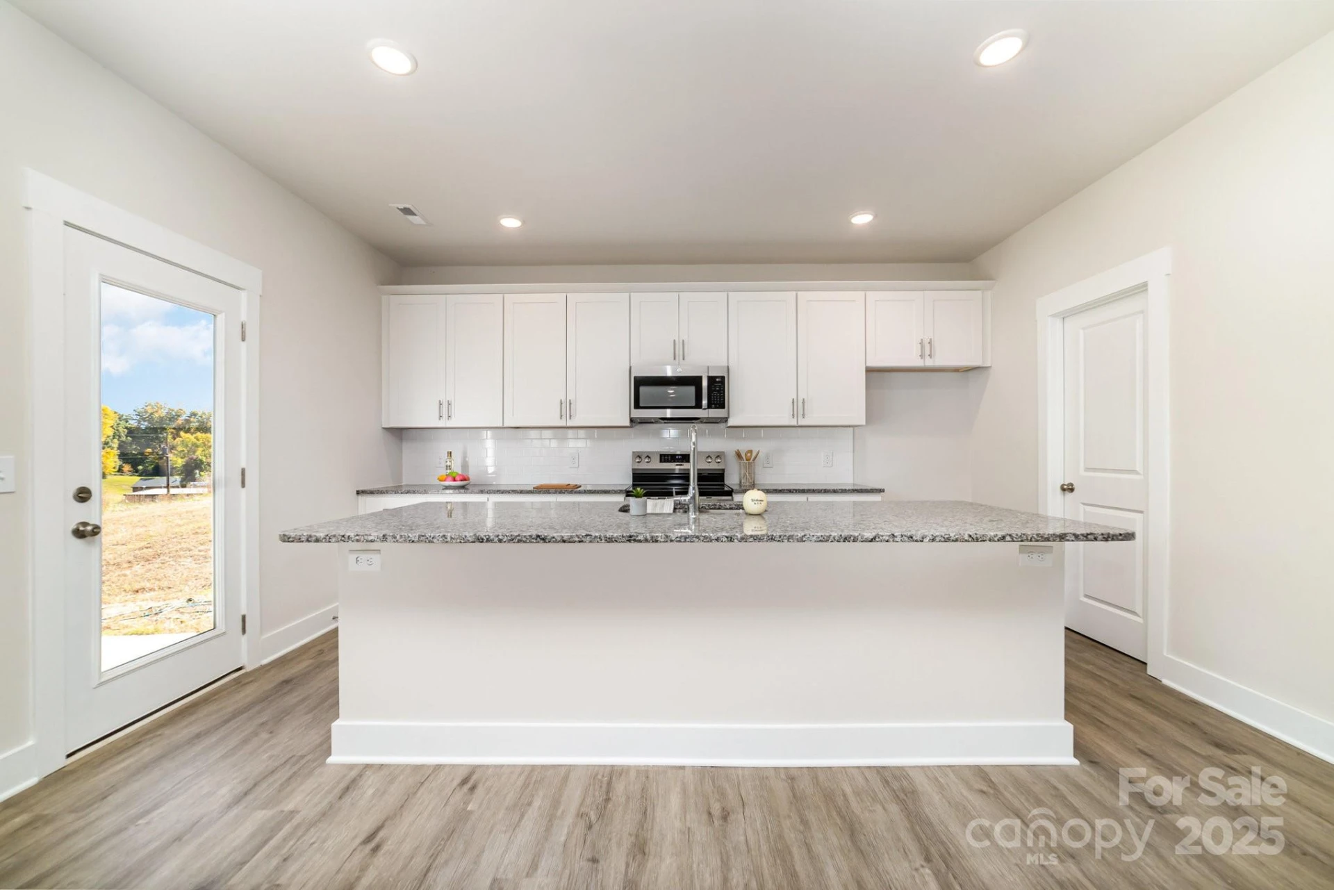 107 Silverwood Court - Photo 7