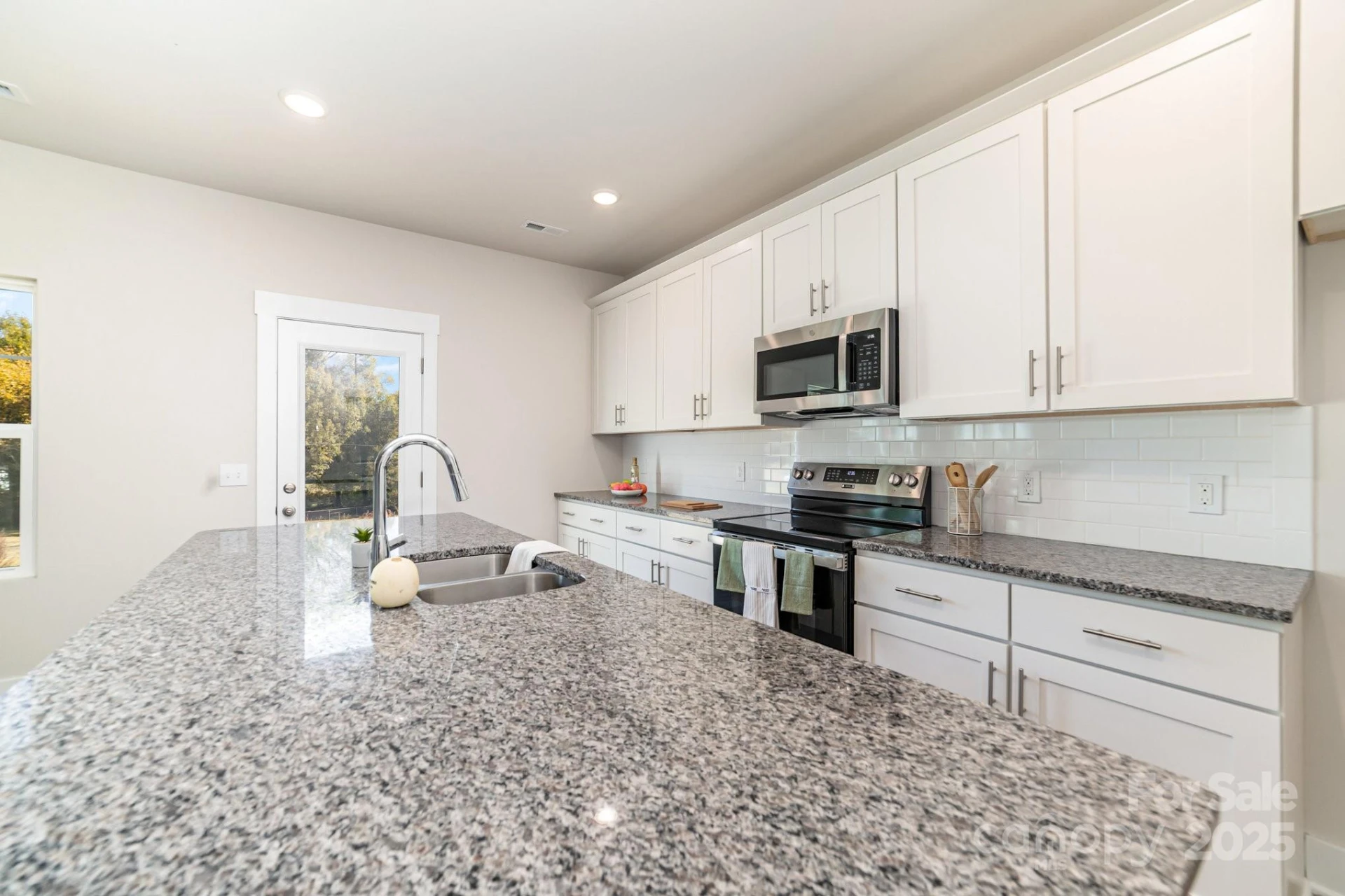107 Silverwood Court - Photo 9