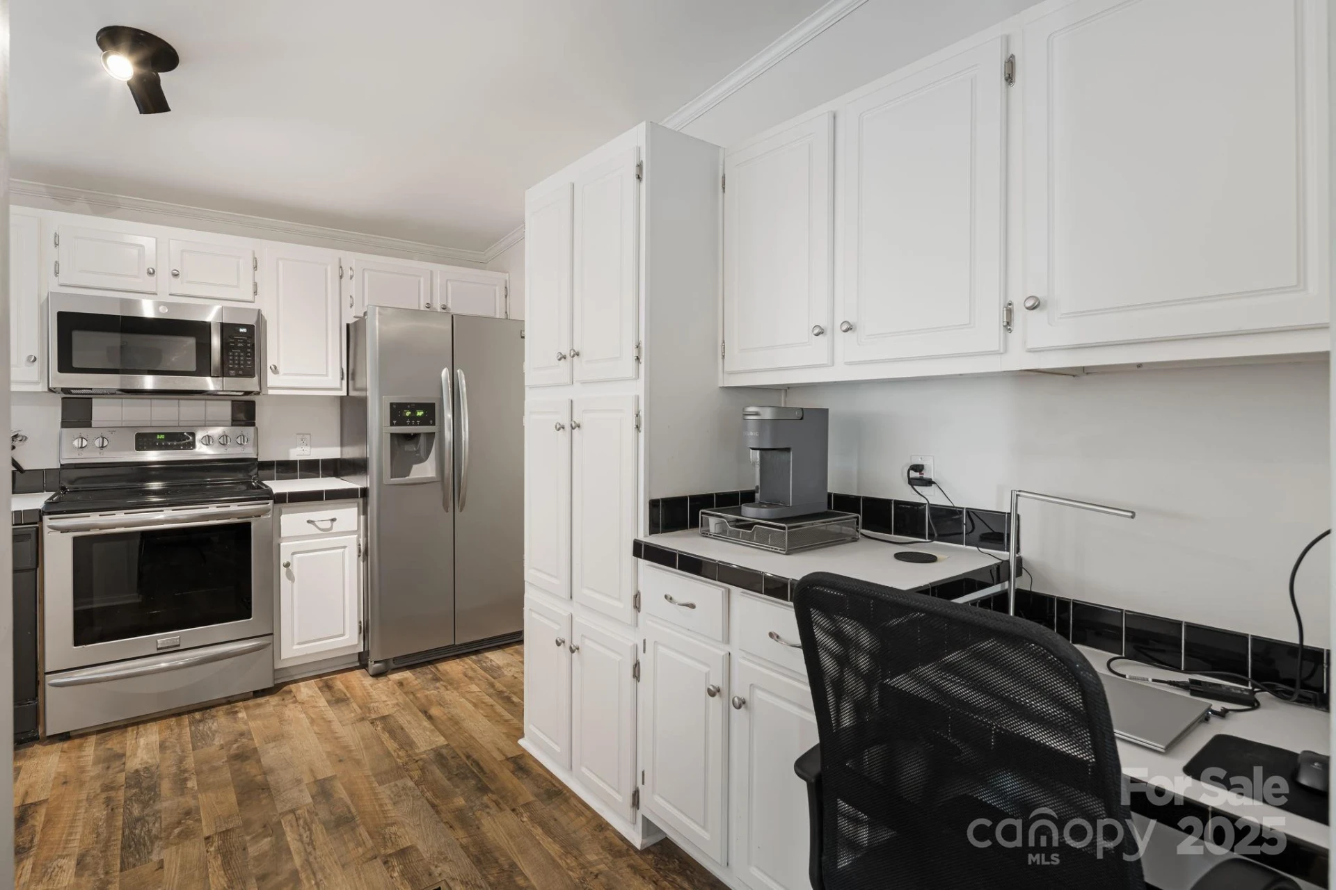 57 Founders Way - Photo 7