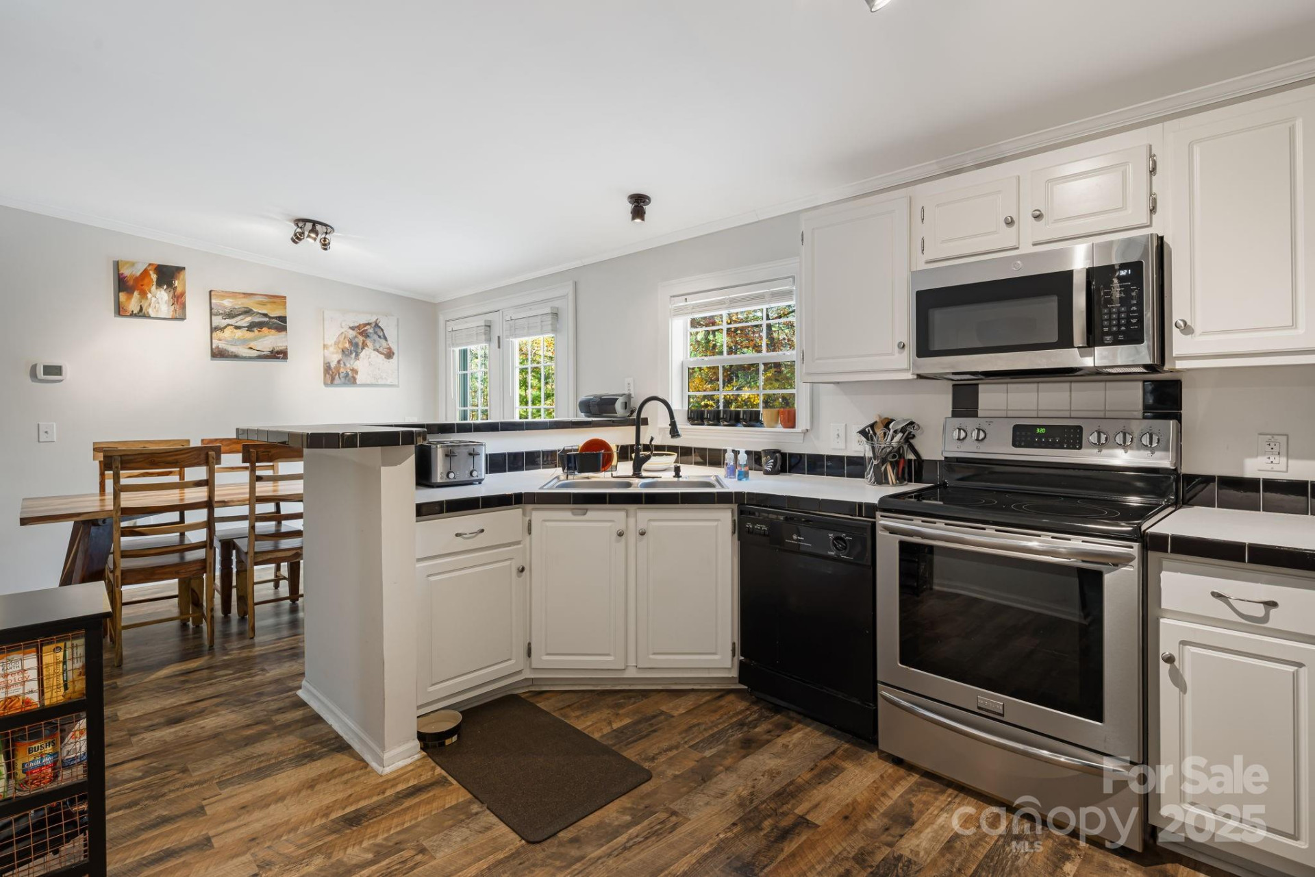 57 Founders Way - Photo 9