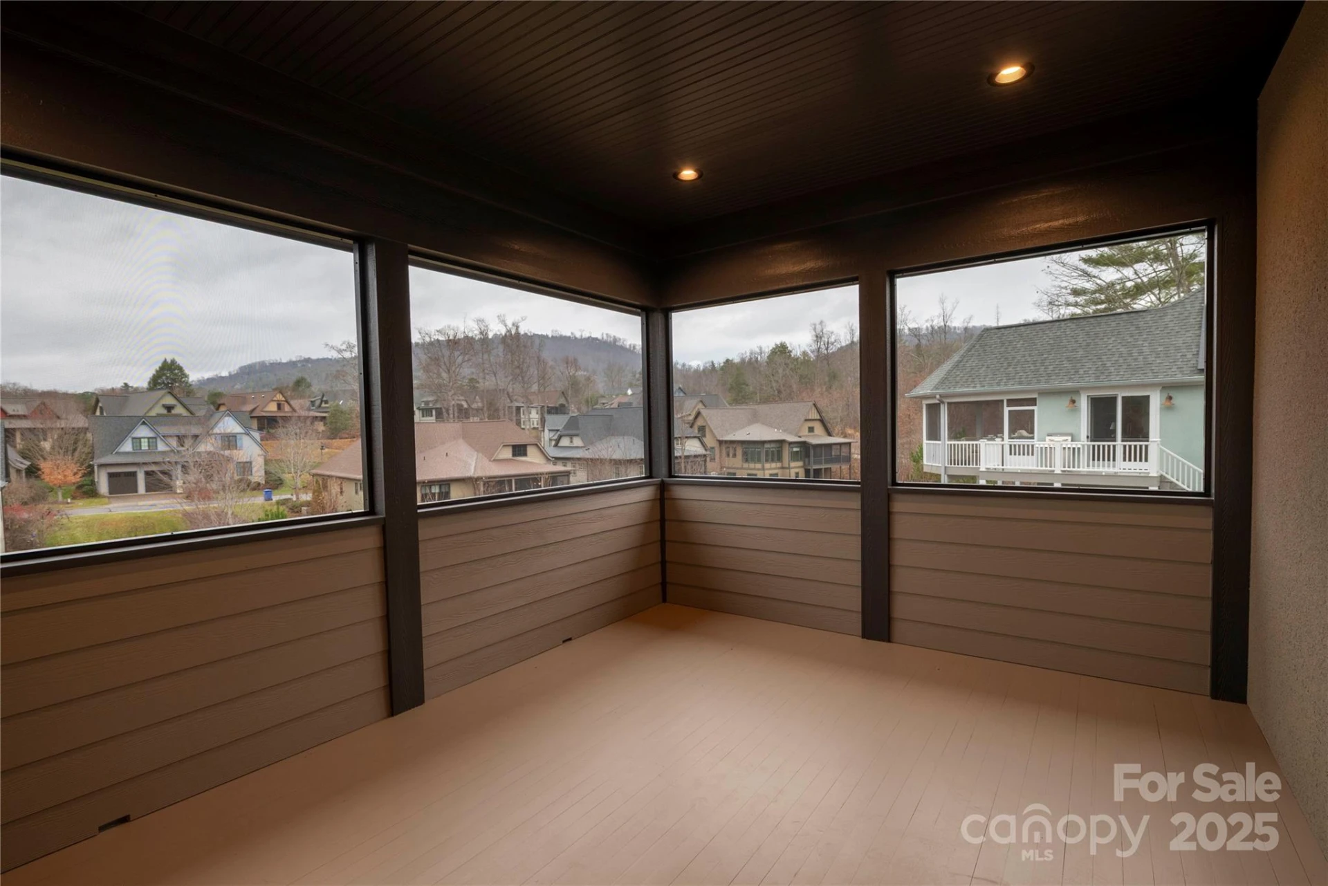 15 Evian Court - Photo 17