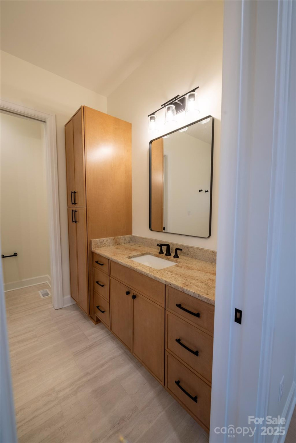 15 Evian Court - Photo 8