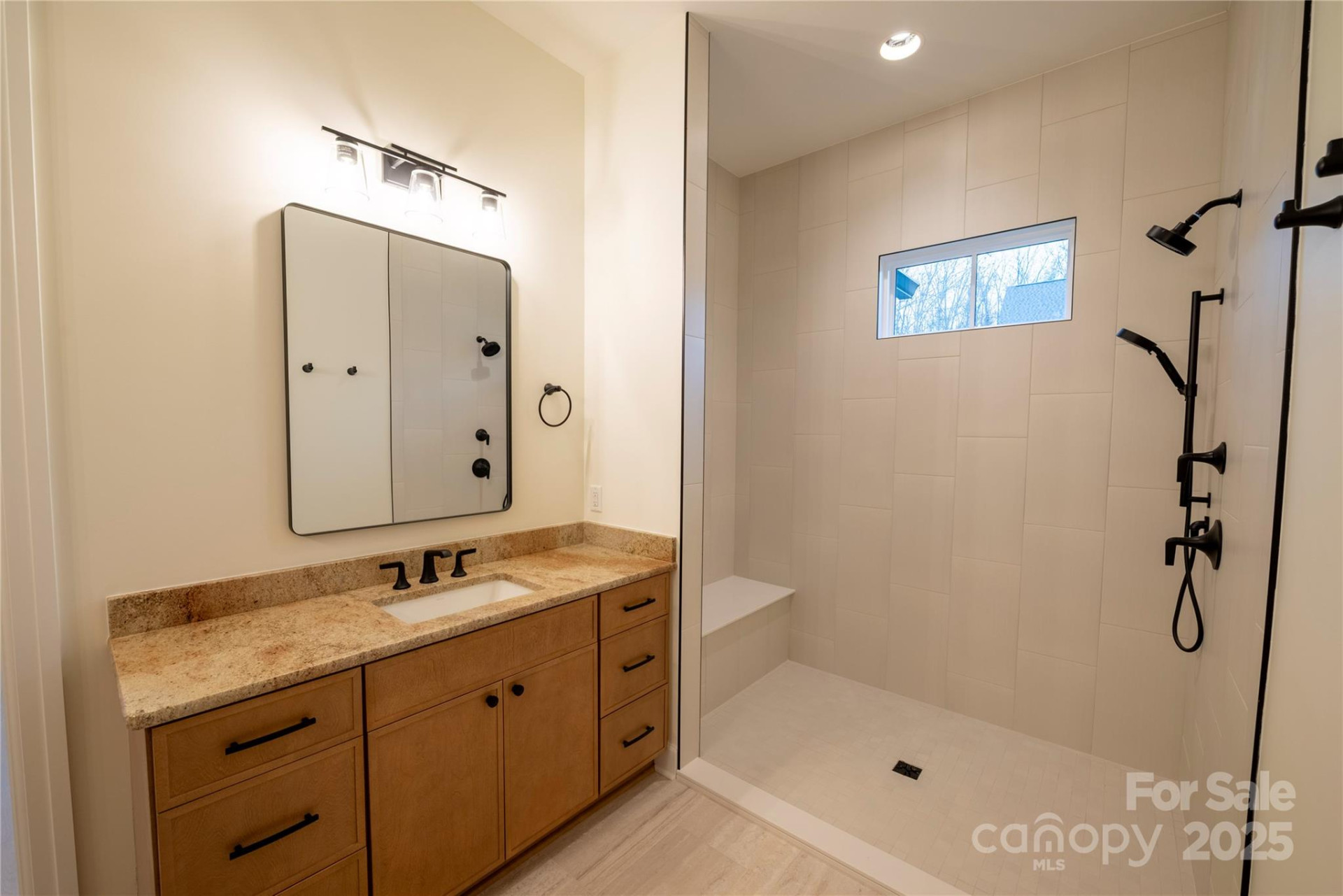 15 Evian Court - Photo 9