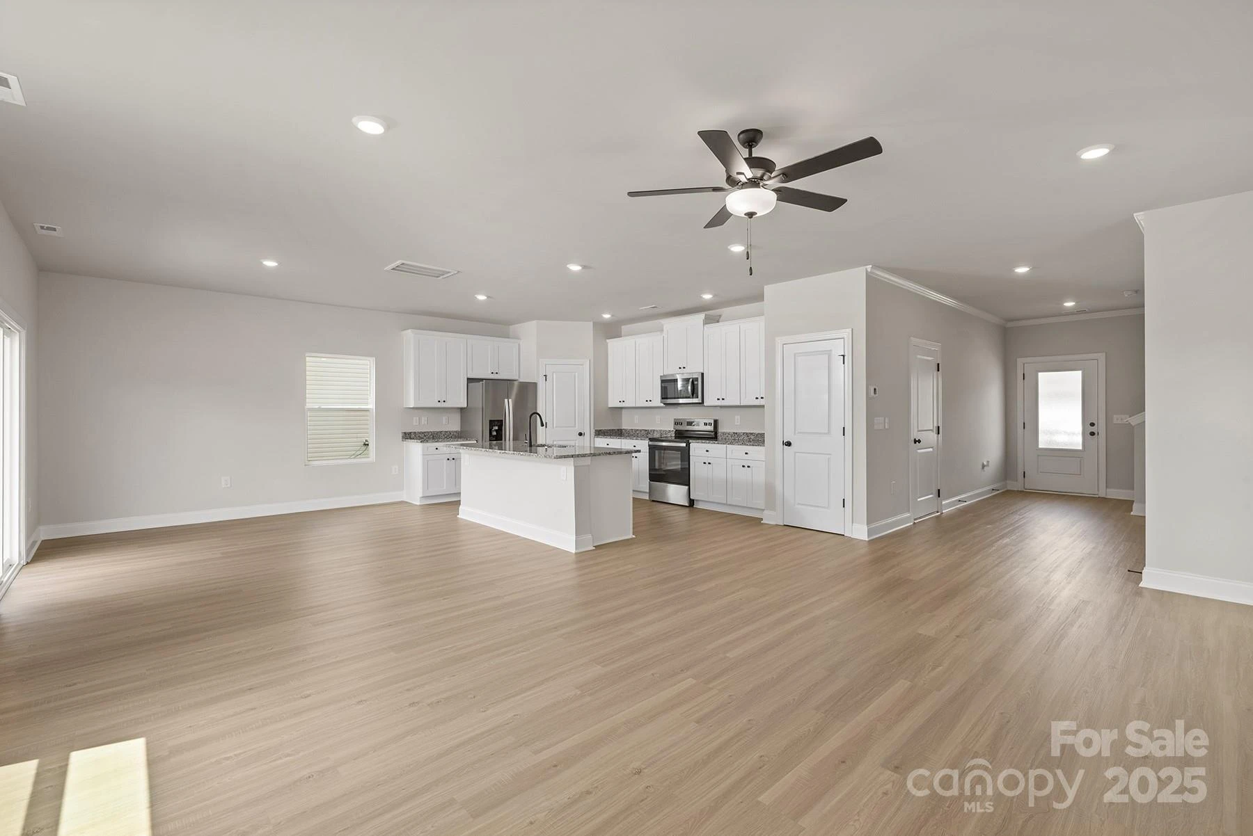 3324 Fox Hall Drive - Photo 4