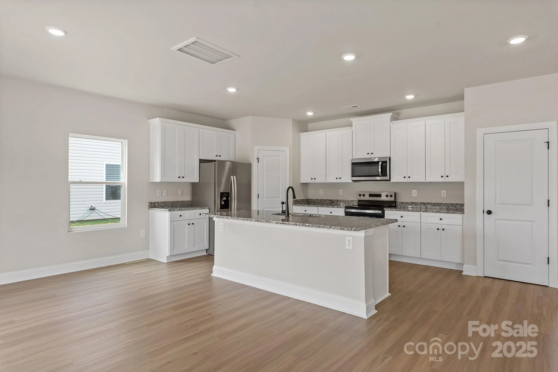 3324 Fox Hall Drive - Photo 6