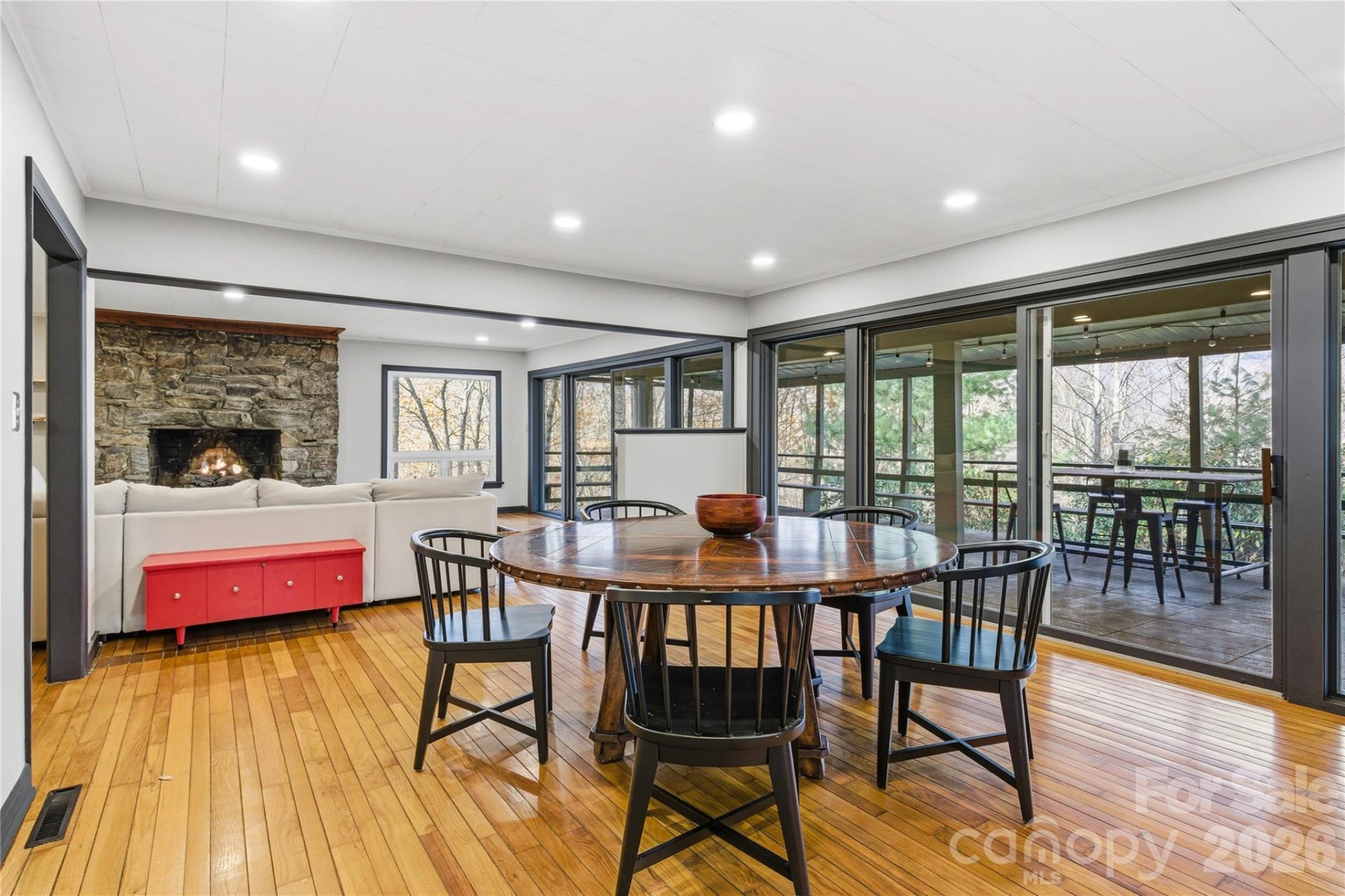 1373 Dogwood Drive