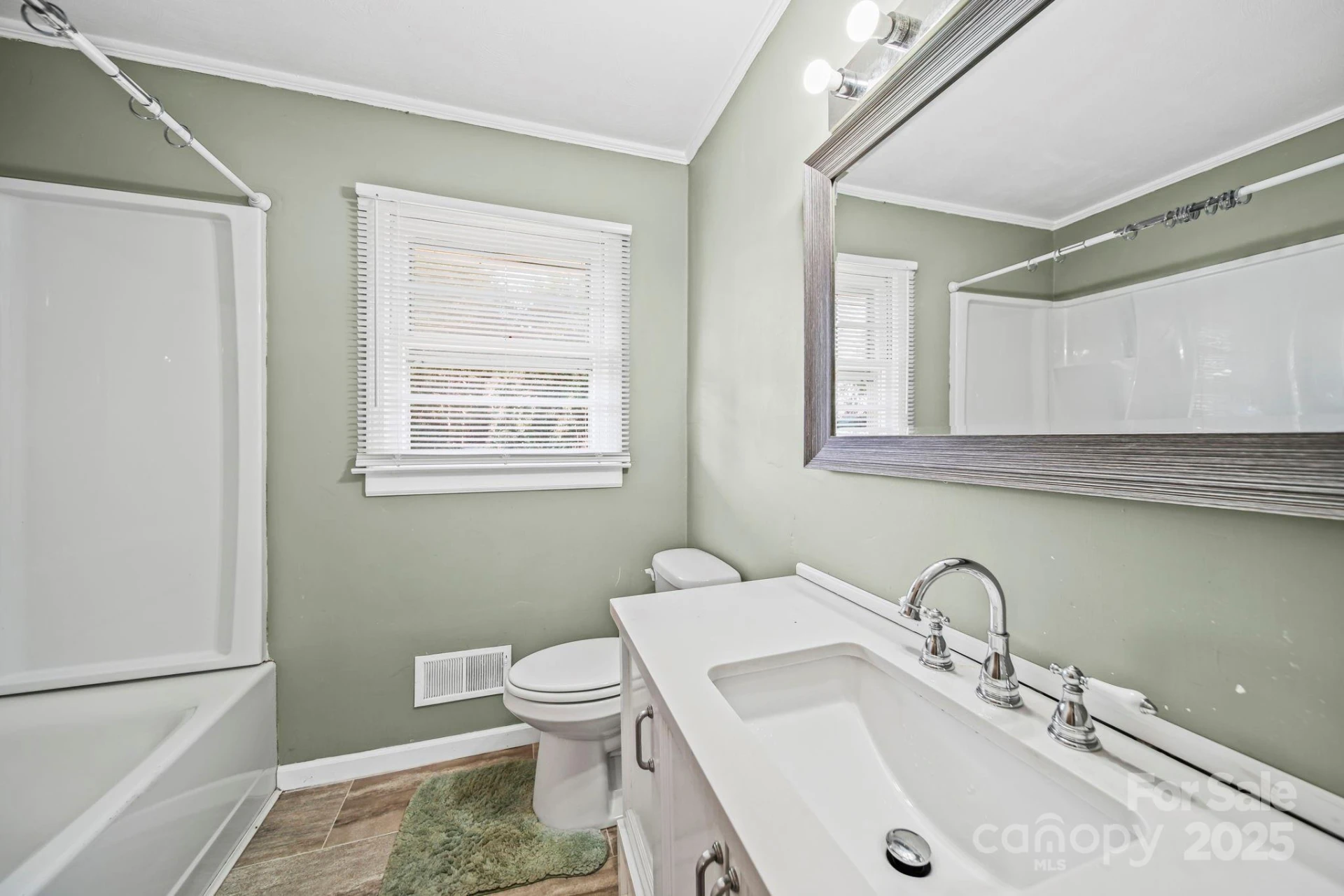 1703 Perry Street - Photo 12