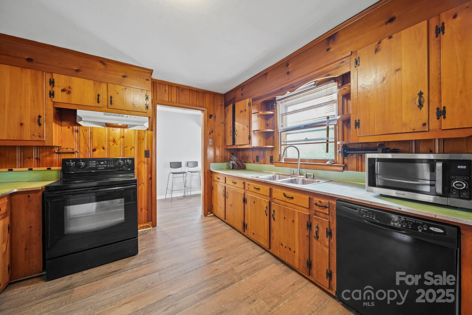 1703 Perry Street - Photo 15
