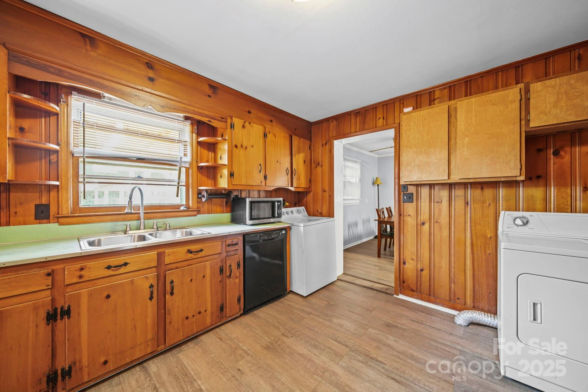 1703 Perry Street - Photo 16