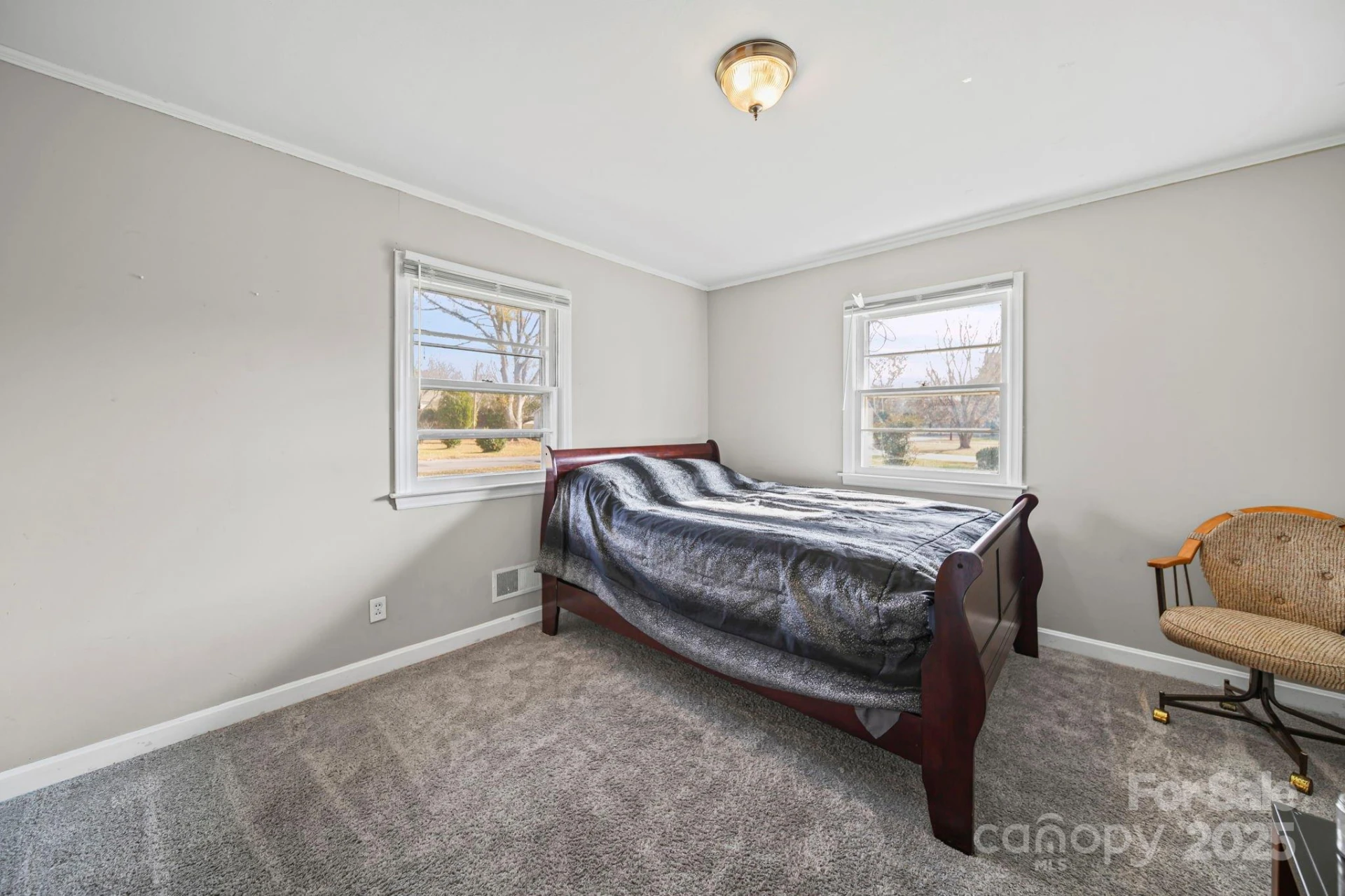 1703 Perry Street - Photo 6