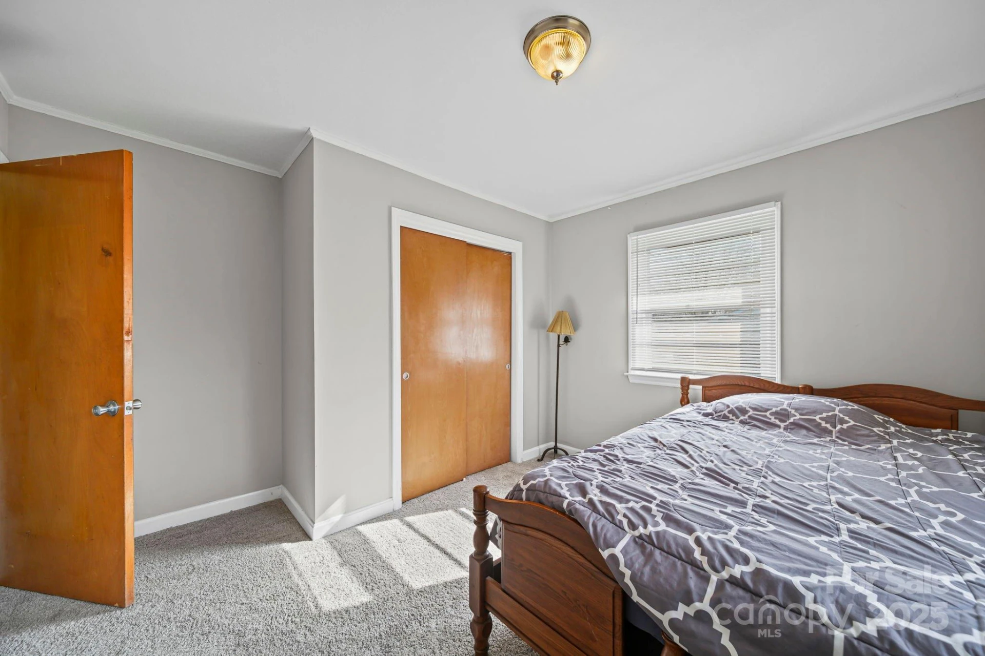 1703 Perry Street - Photo 9