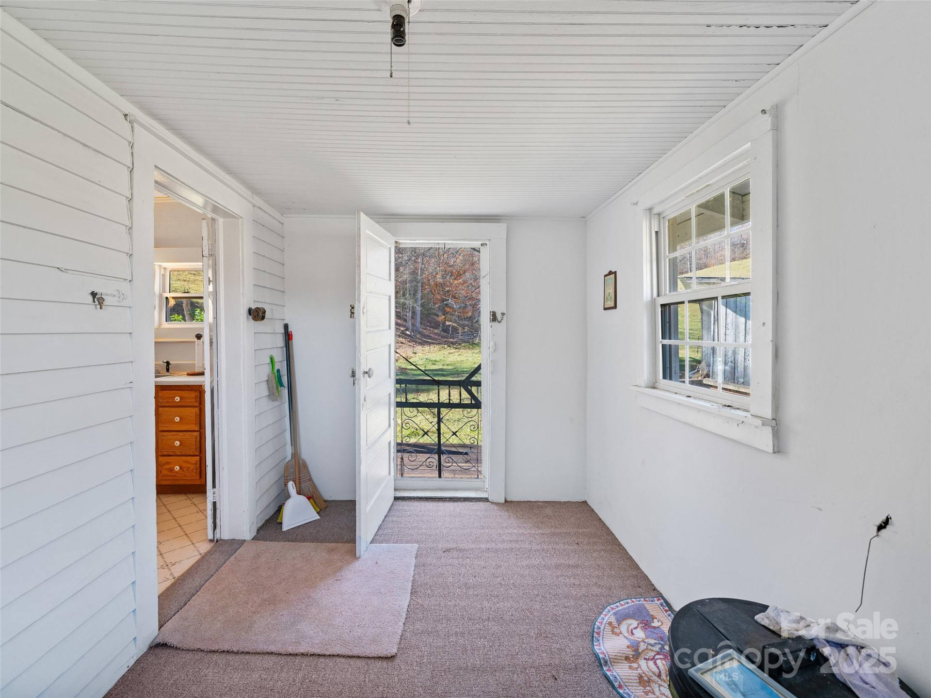 321 Lyle Lane - Photo 29