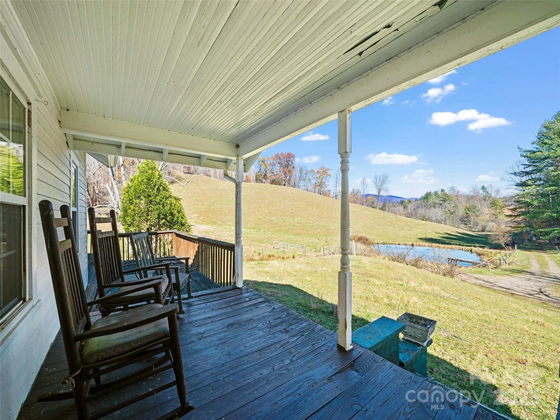 321 Lyle Lane - Photo 4