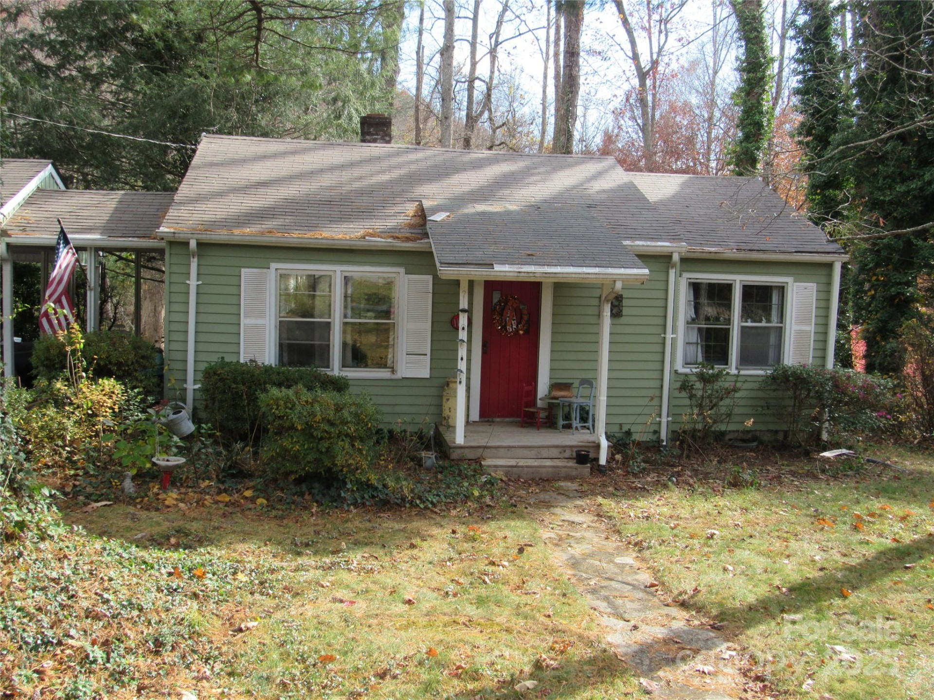 1144 Montreat Road - Photo 2
