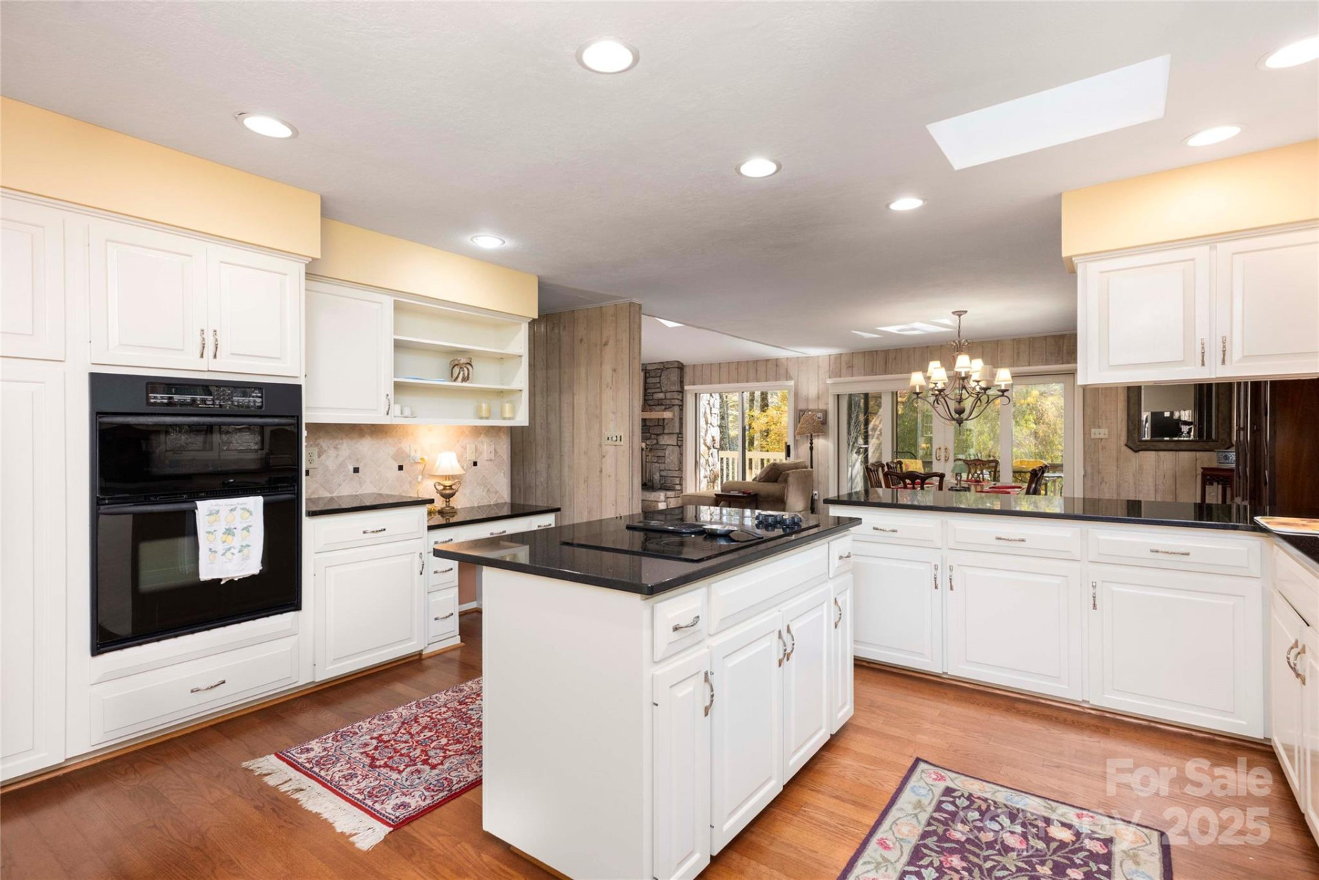 572 East Shore Drive - Photo 12