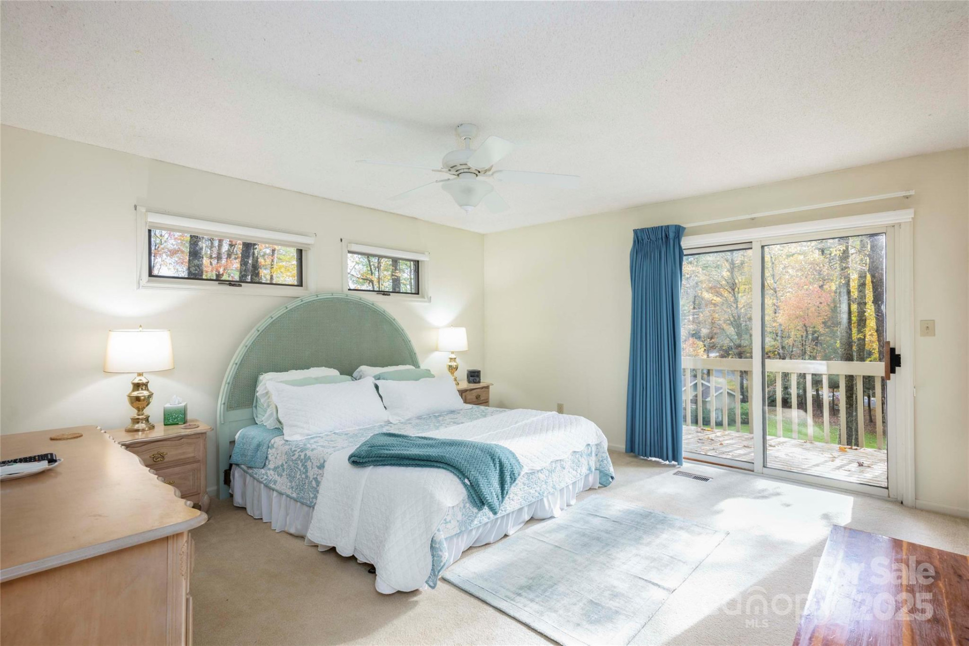 572 East Shore Drive - Photo 18