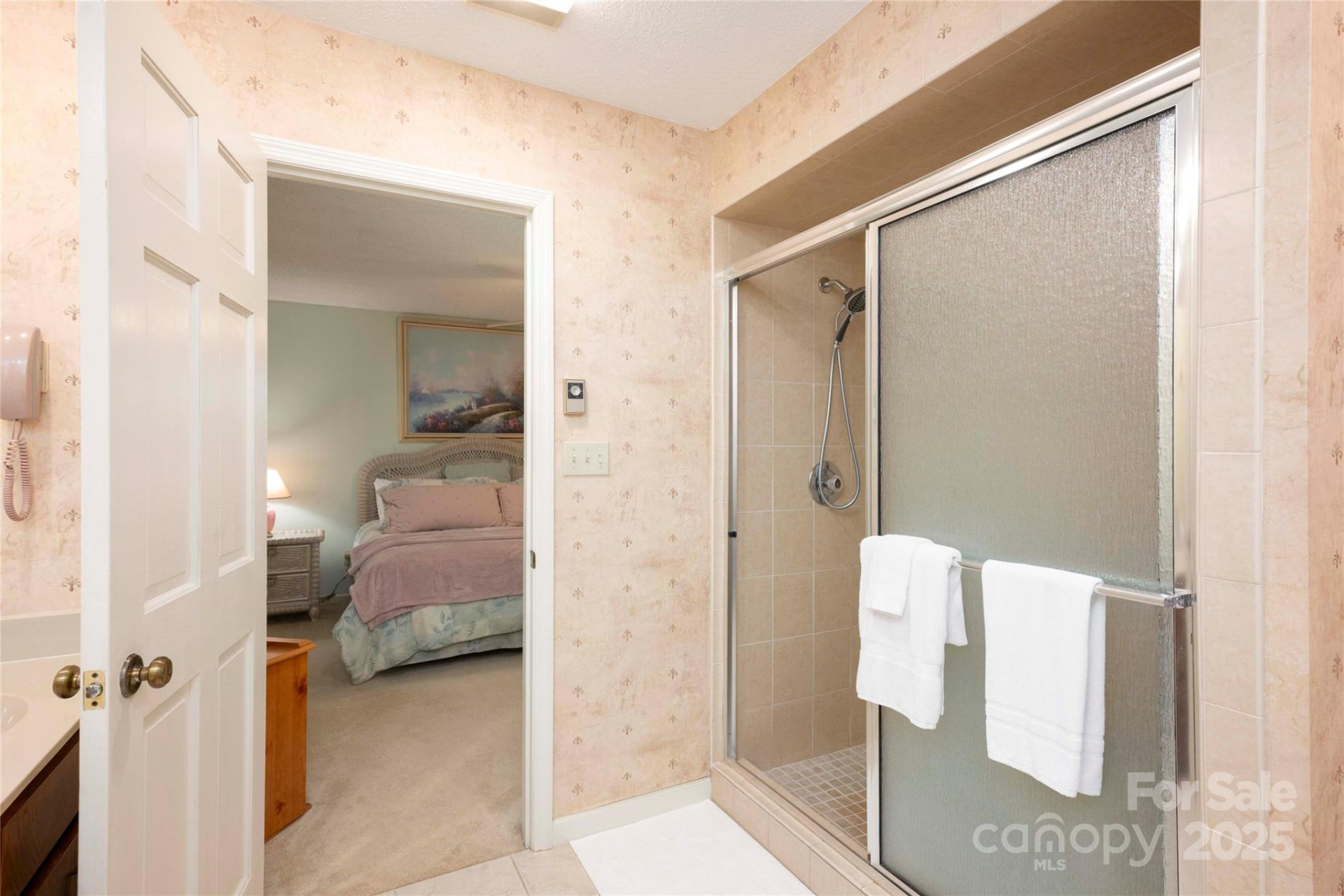 572 East Shore Drive - Photo 23