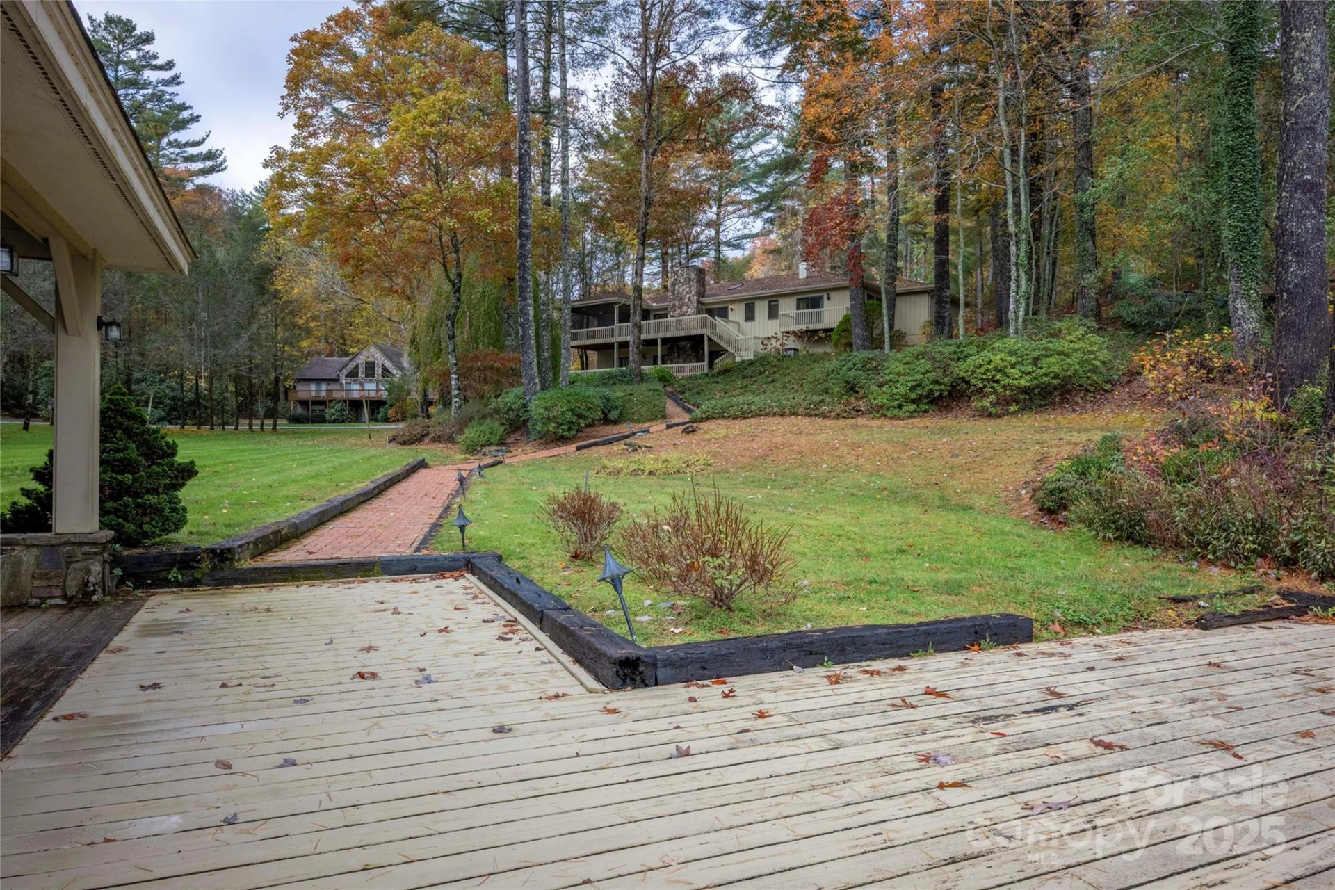572 East Shore Drive - Photo 34
