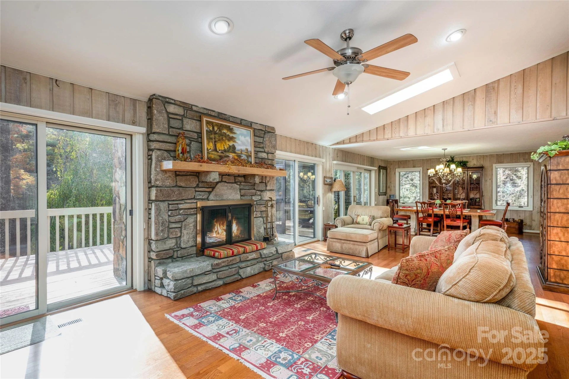 572 East Shore Drive - Photo 5