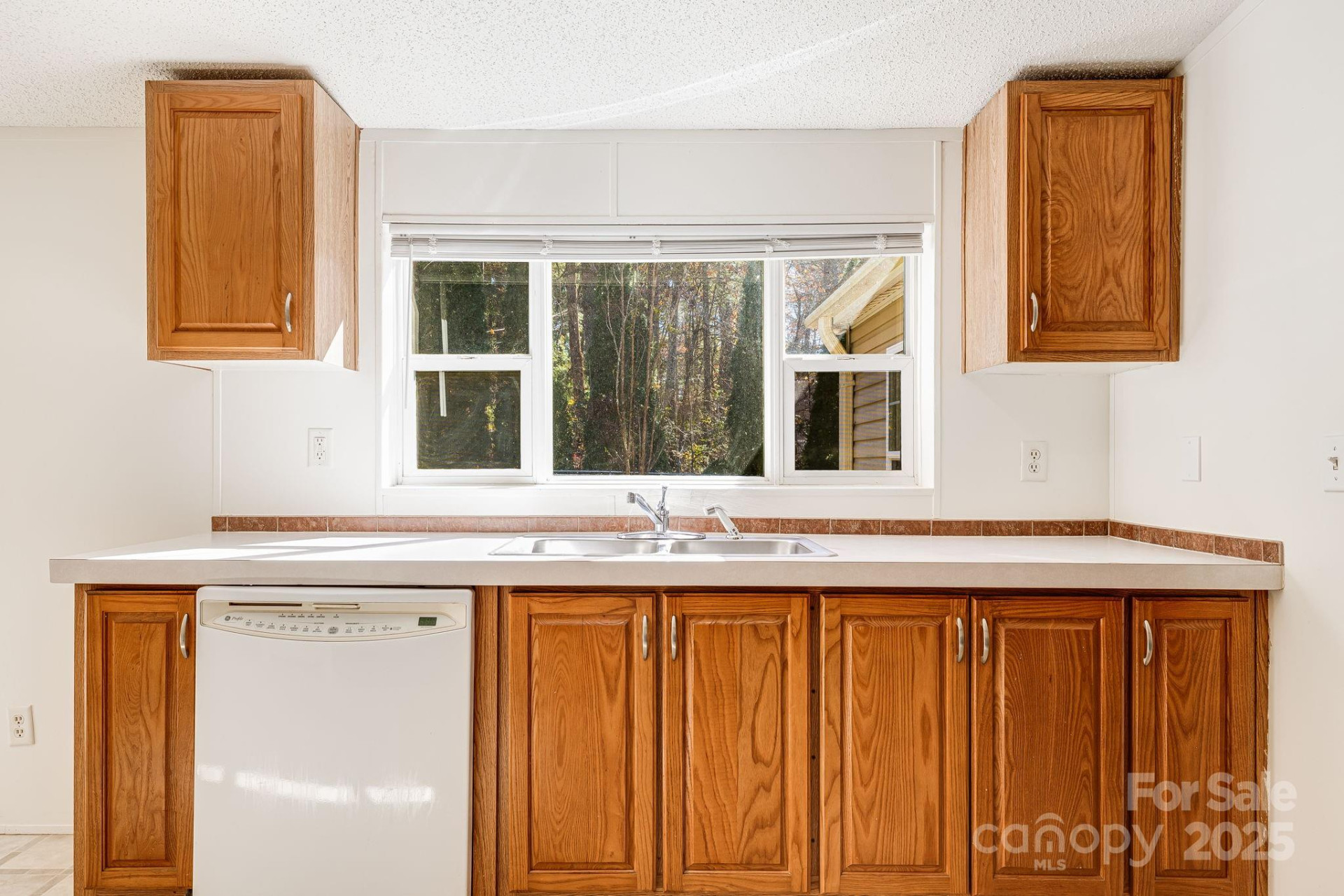 20 Luckenbach Drive - Photo 13