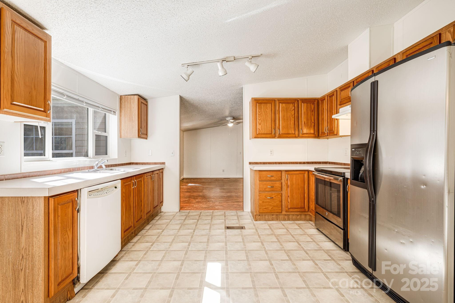 20 Luckenbach Drive - Photo 14