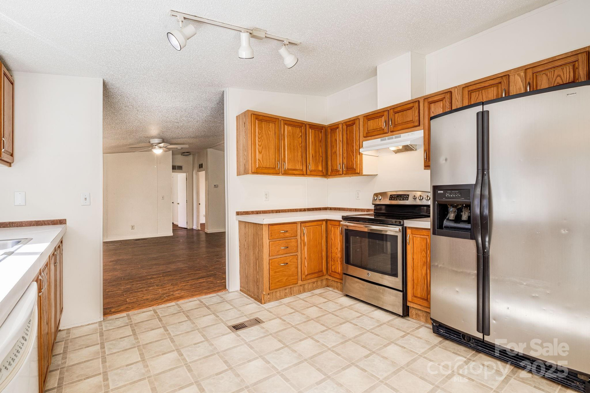 20 Luckenbach Drive - Photo 15