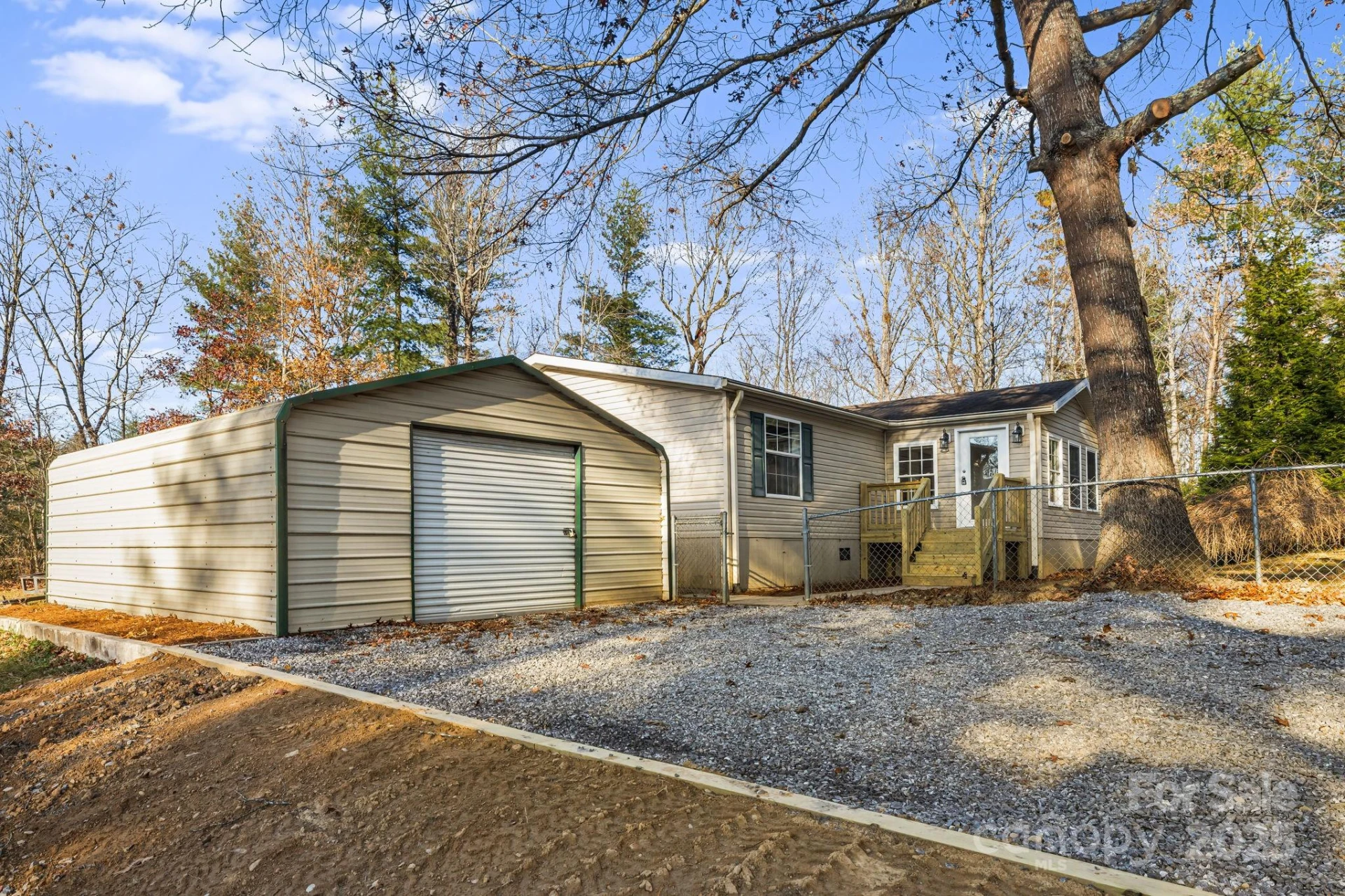 20 Luckenbach Drive - Photo 33
