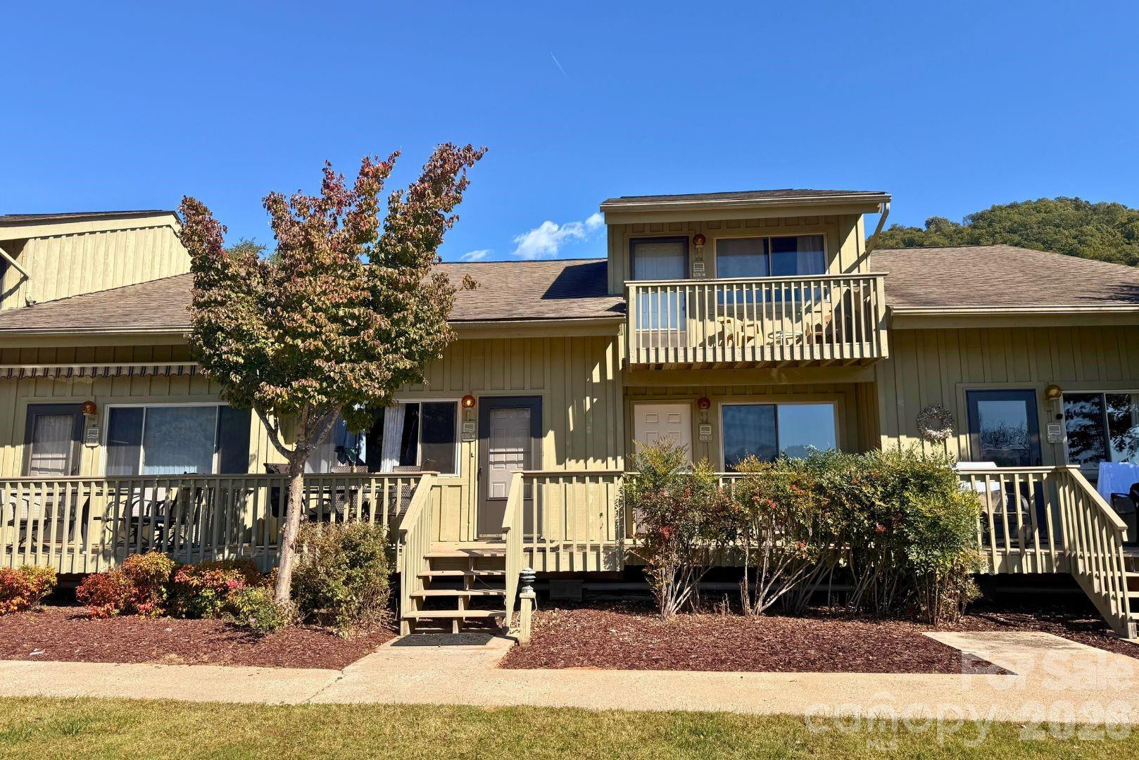 128 West Lake Drive #505 - Photo 2