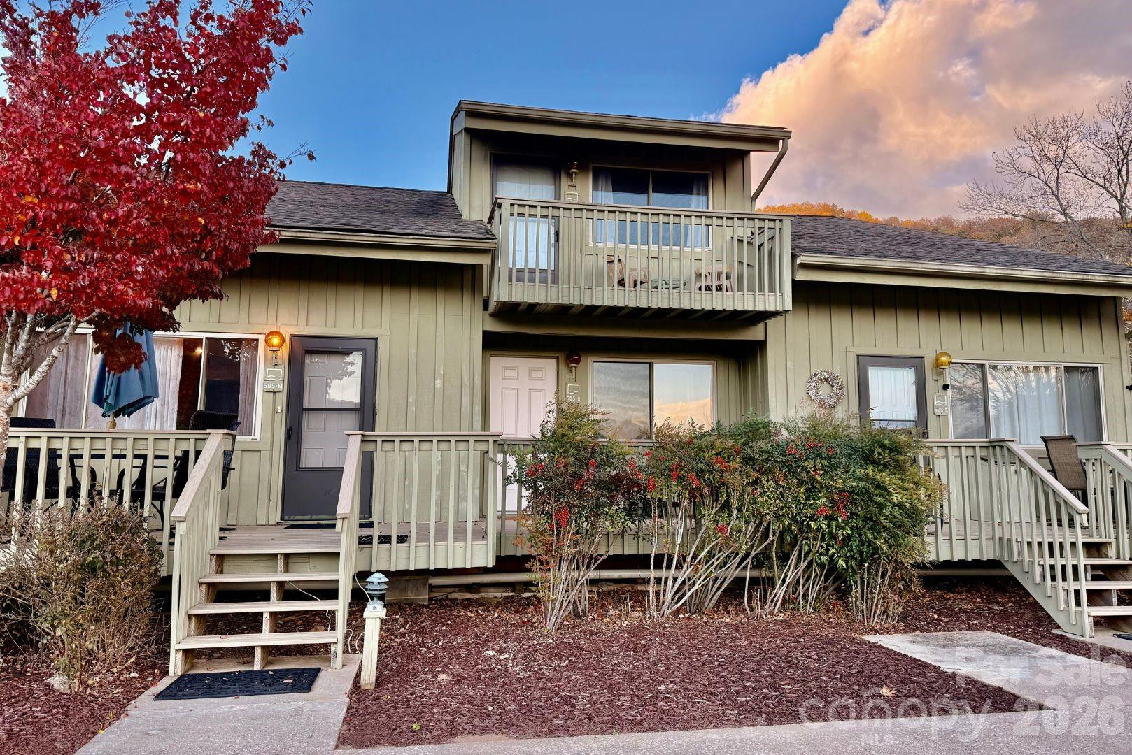 128 West Lake Drive #505 - Photo 3