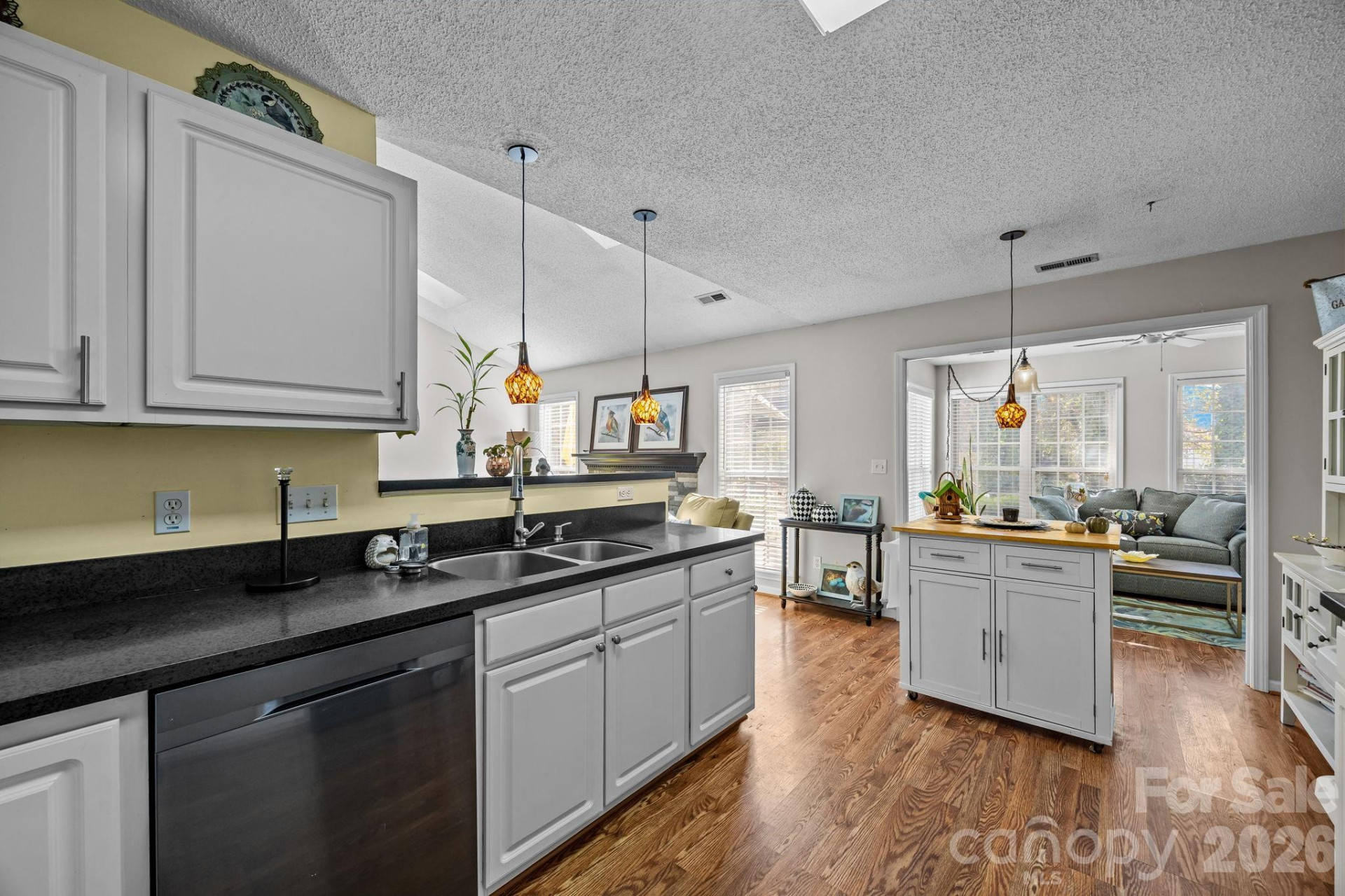 255 Stonehollow Road - Photo 11