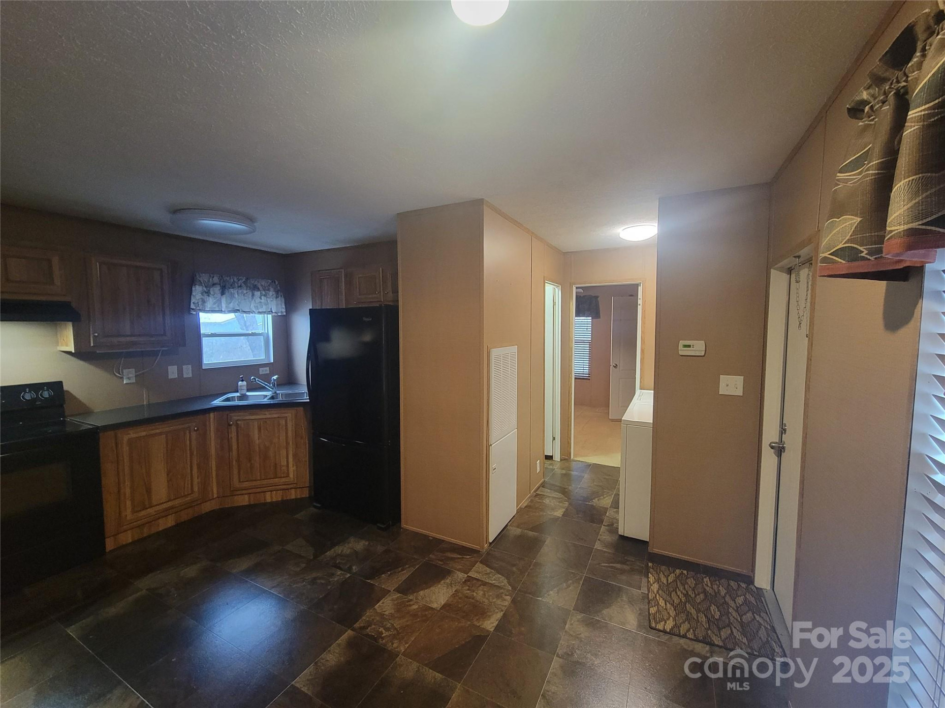 141 Pike Point - Photo 12