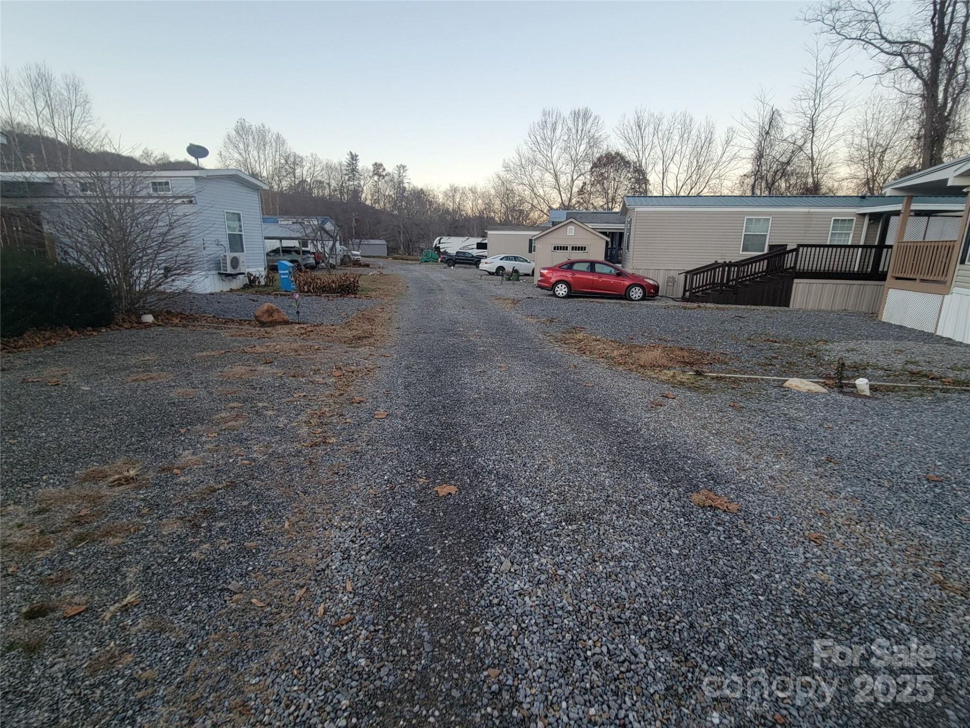 141 Pike Point - Photo 23