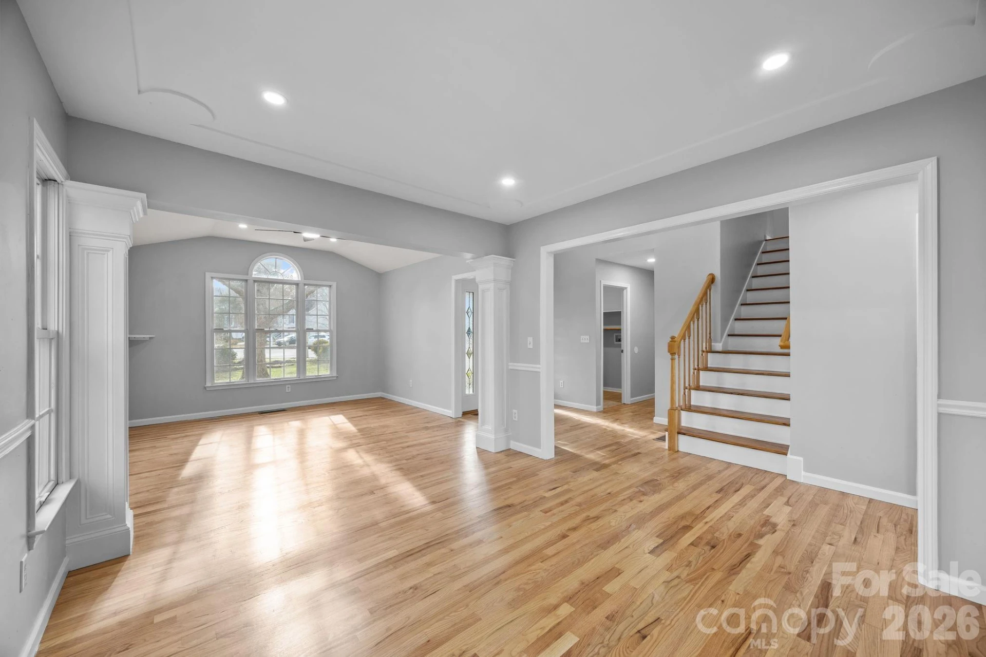 23 Westmont Drive - Photo 2