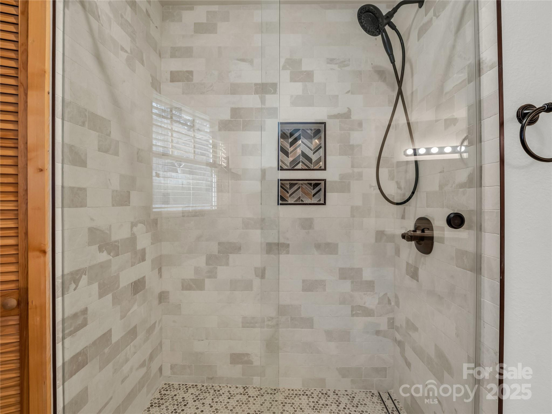 134 Raleigh Drive - Photo 16