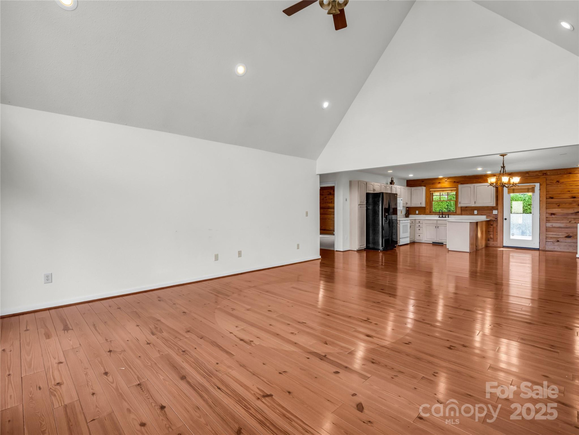 134 Raleigh Drive - Photo 5
