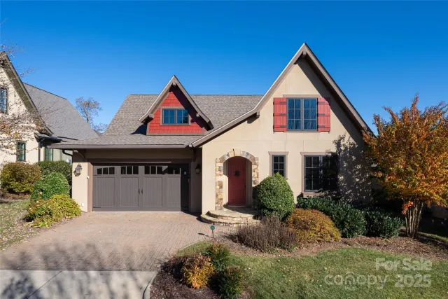 38 Chantilly Drive