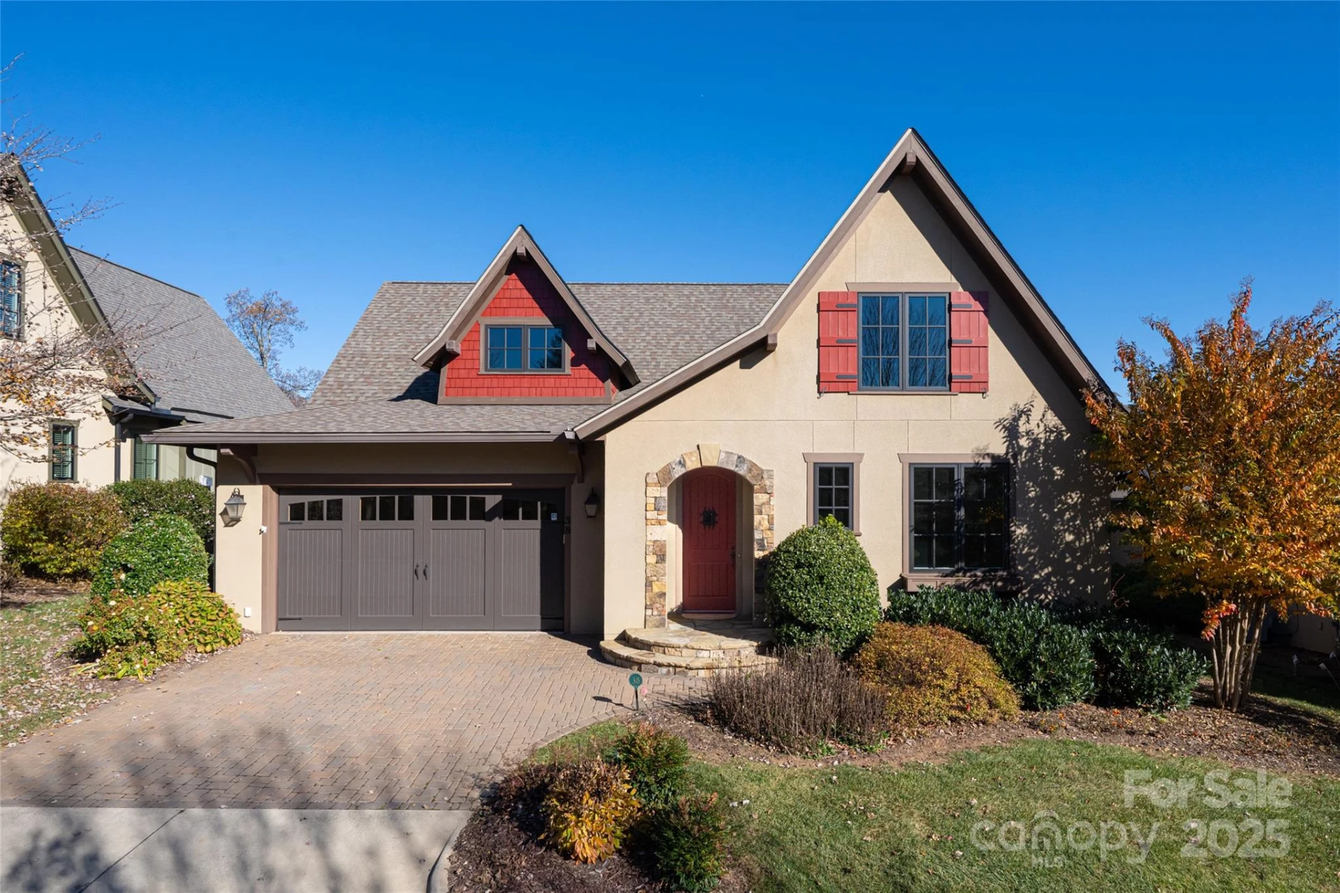 38 Chantilly Drive