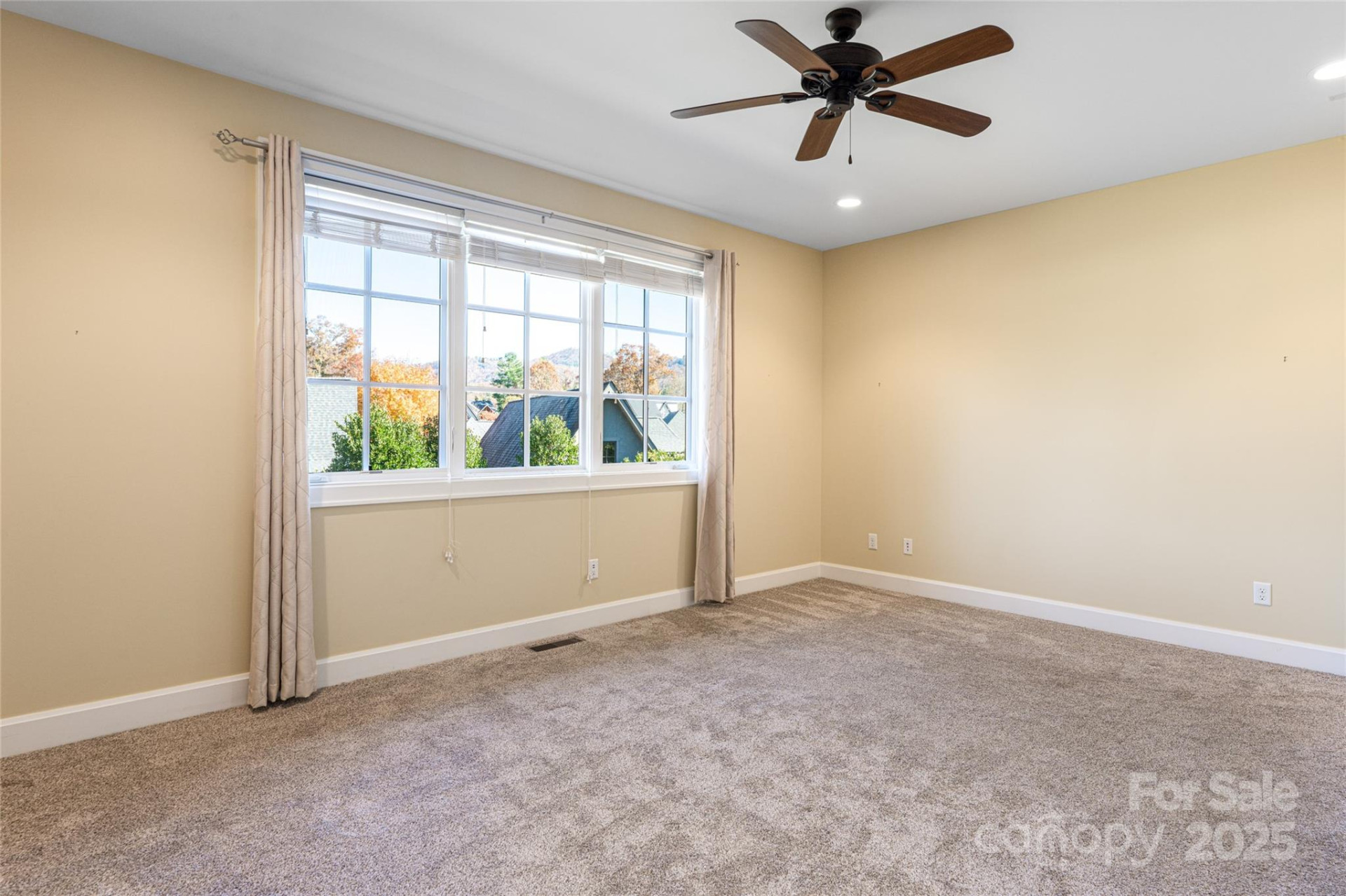 38 Chantilly Drive - Photo 29