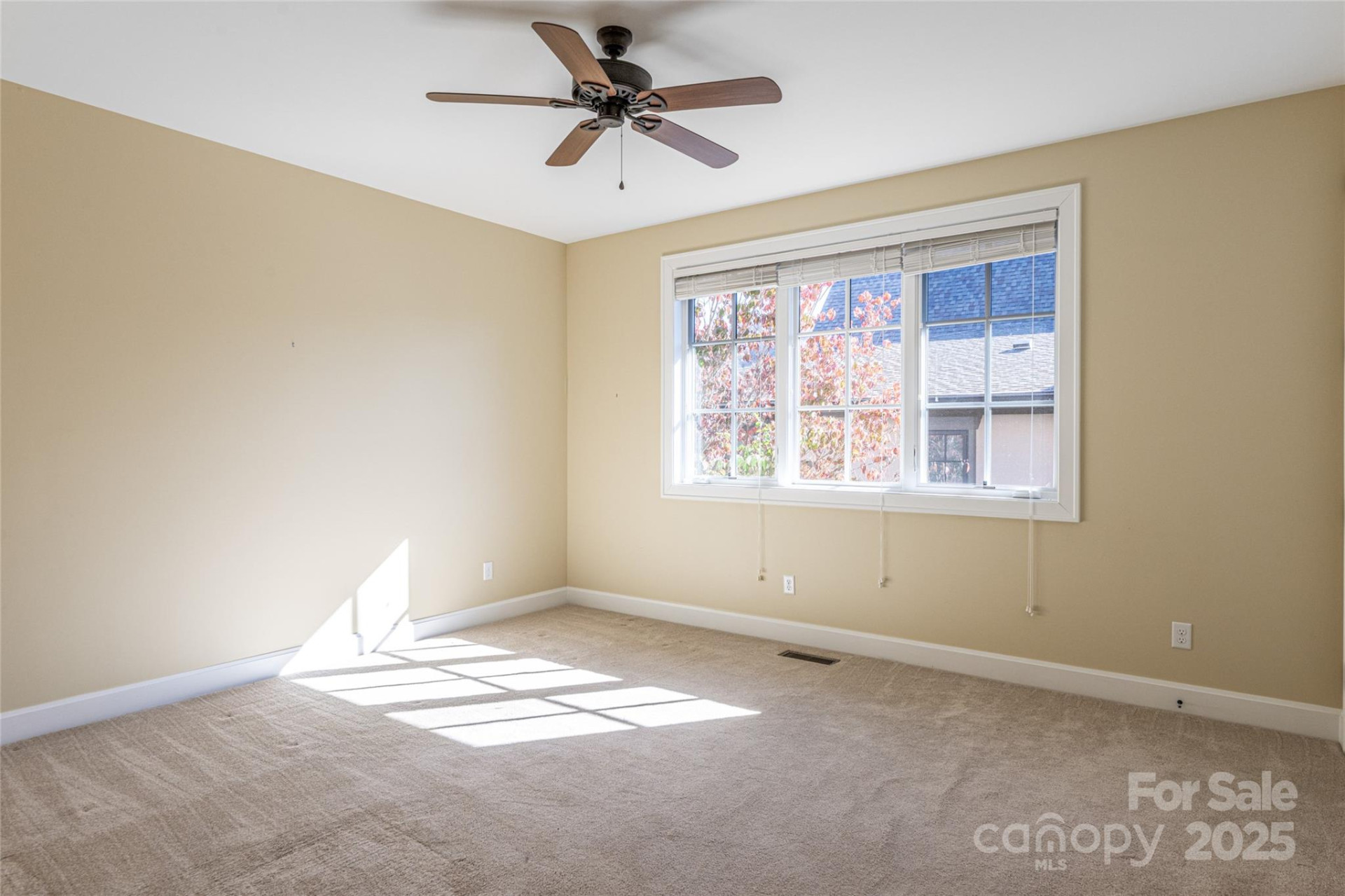 38 Chantilly Drive - Photo 33