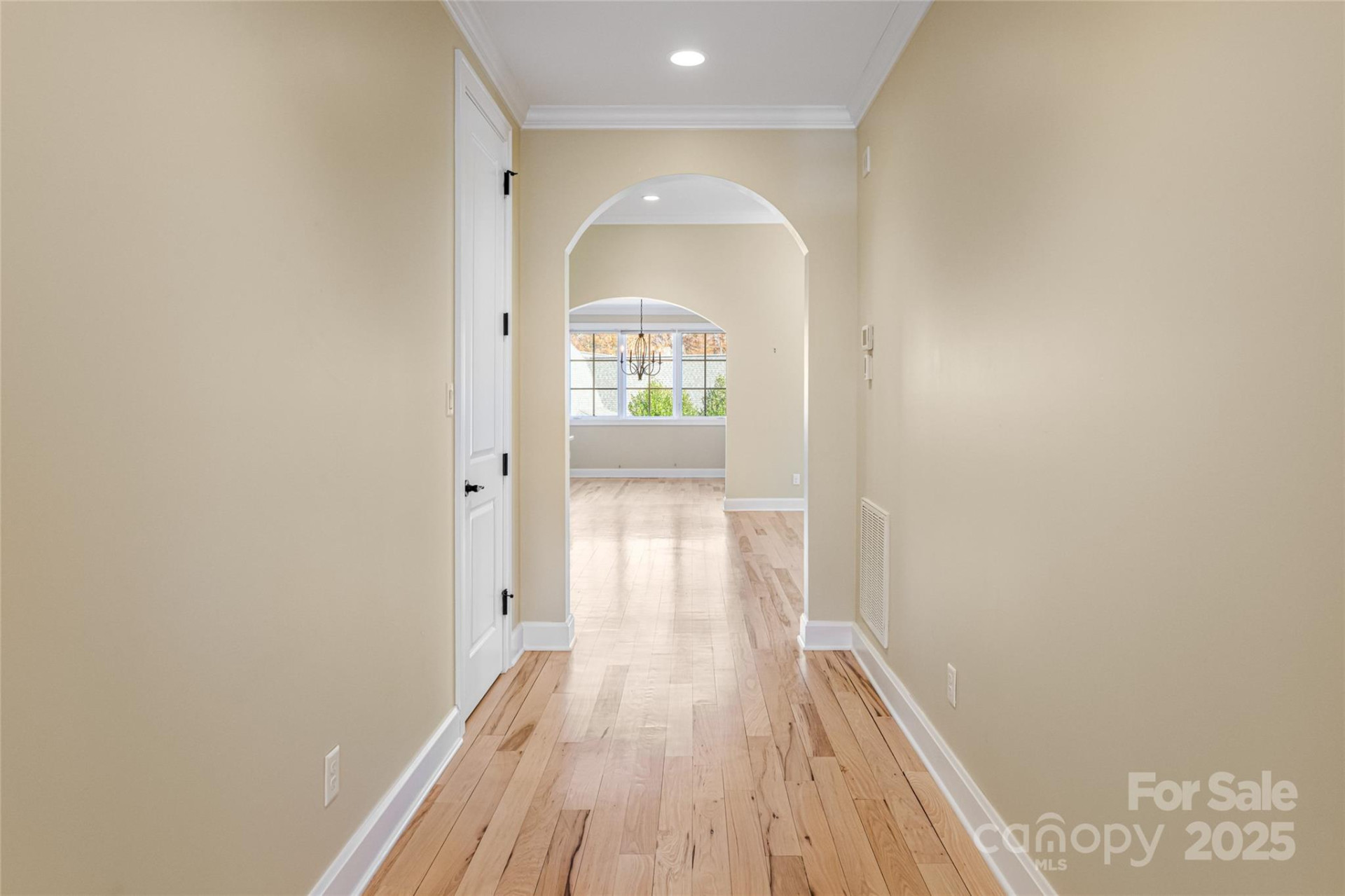 38 Chantilly Drive - Photo 8