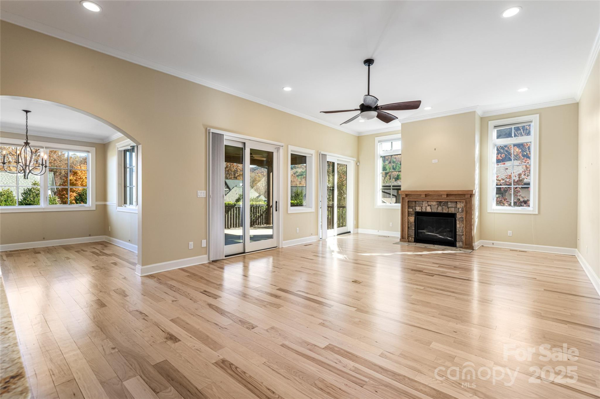 38 Chantilly Drive - Photo 10